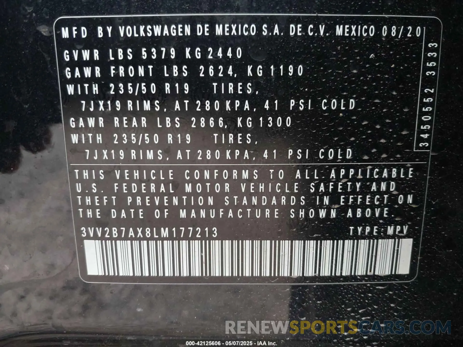 9 Photograph of a damaged car 3VV2B7AX8LM177213 VOLKSWAGEN TIGUAN 2020
