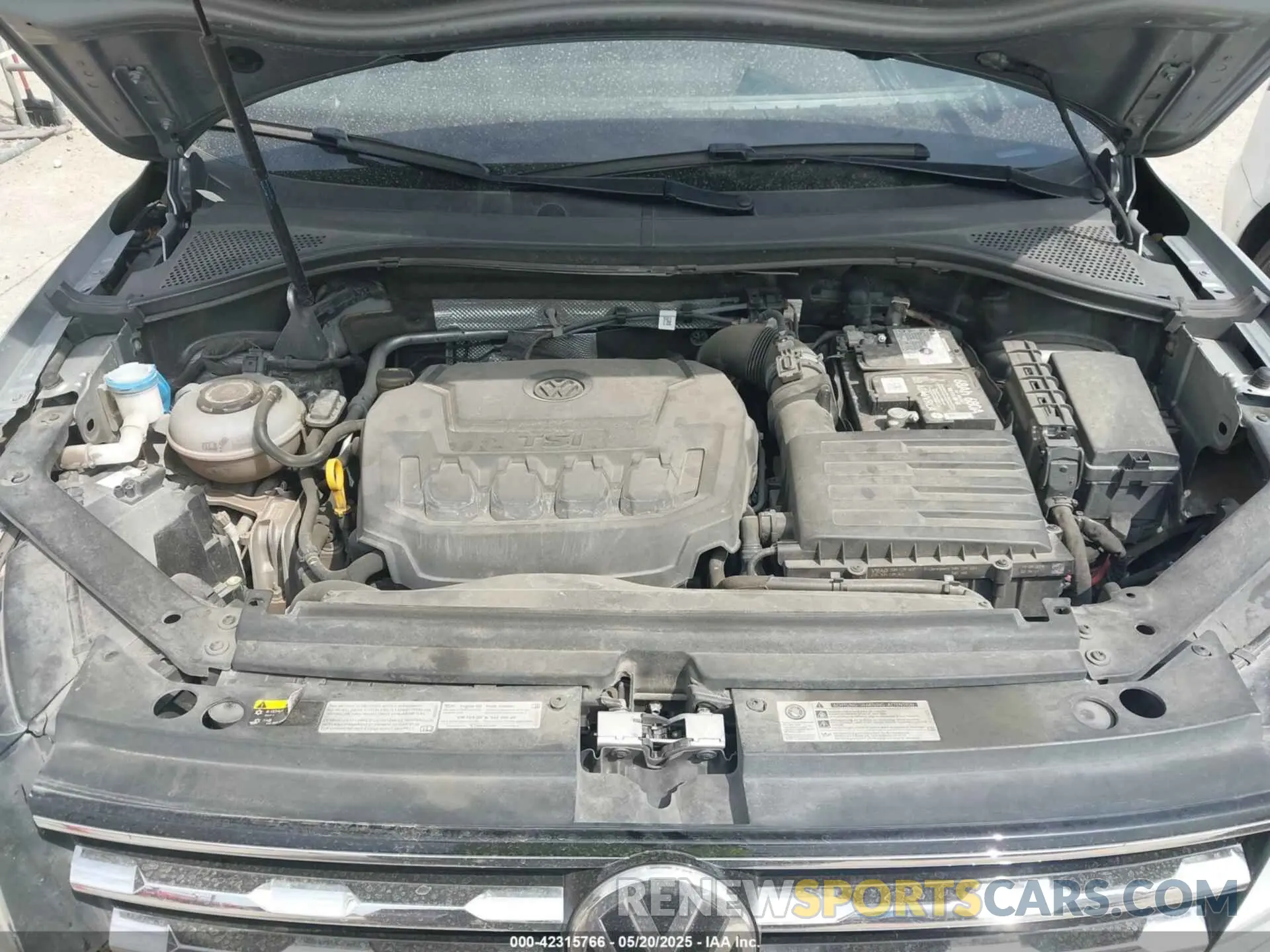 10 Photograph of a damaged car 3VV2B7AX9LM022086 VOLKSWAGEN TIGUAN 2020