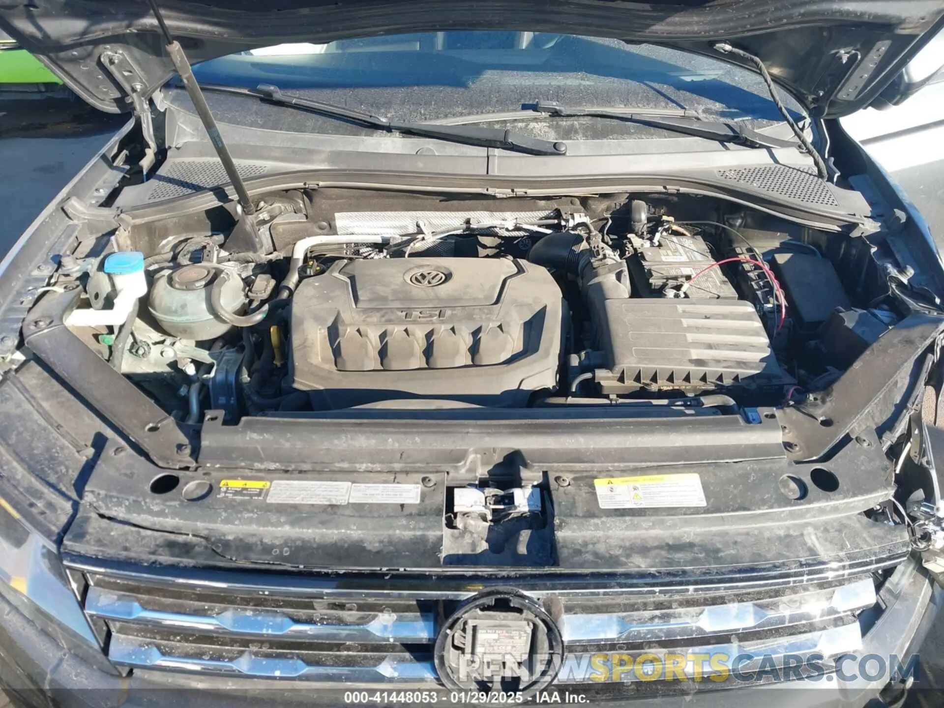 10 Photograph of a damaged car 3VV2B7AX9LM151977 VOLKSWAGEN TIGUAN 2020