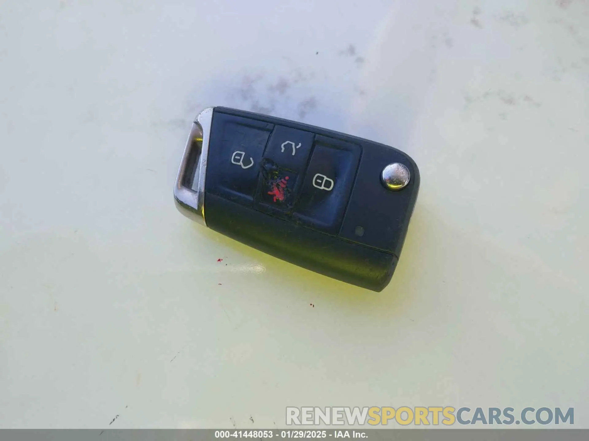 11 Photograph of a damaged car 3VV2B7AX9LM151977 VOLKSWAGEN TIGUAN 2020