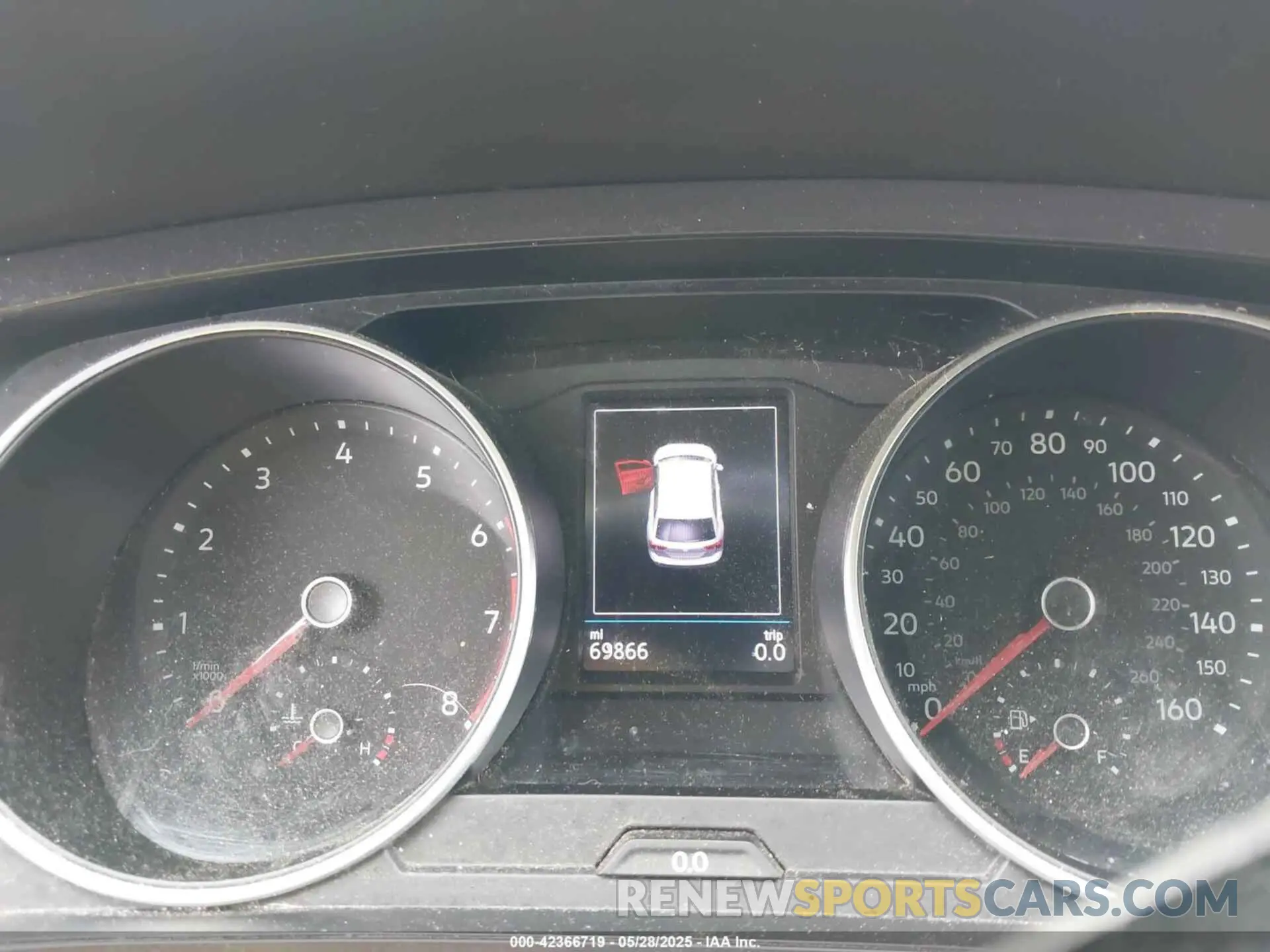 7 Photograph of a damaged car 3VV2B7AX9LM163952 VOLKSWAGEN TIGUAN 2020