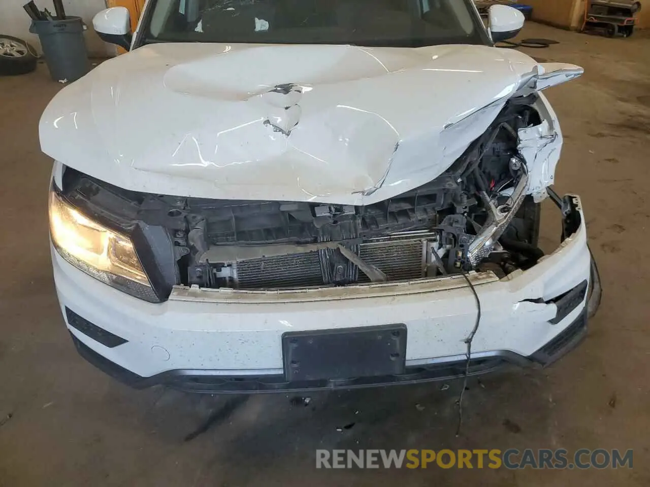 12 Photograph of a damaged car 3VV2B7AXXLM058031 VOLKSWAGEN TIGUAN 2020