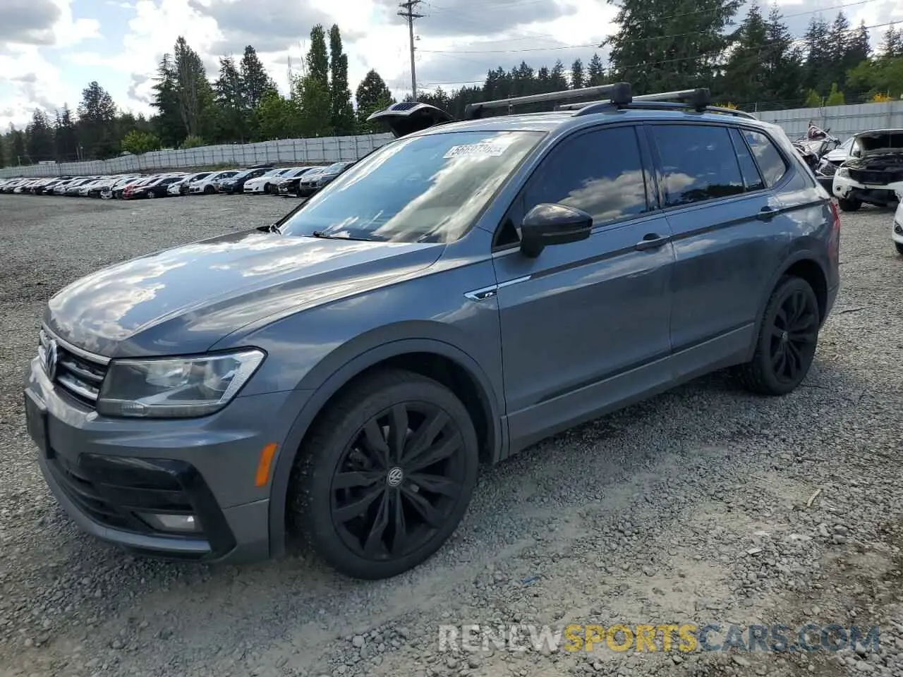 1 Photograph of a damaged car 3VV2B7AXXLM133732 VOLKSWAGEN TIGUAN 2020