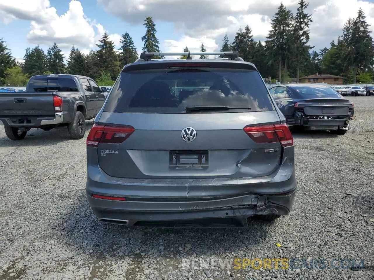 6 Photograph of a damaged car 3VV2B7AXXLM133732 VOLKSWAGEN TIGUAN 2020