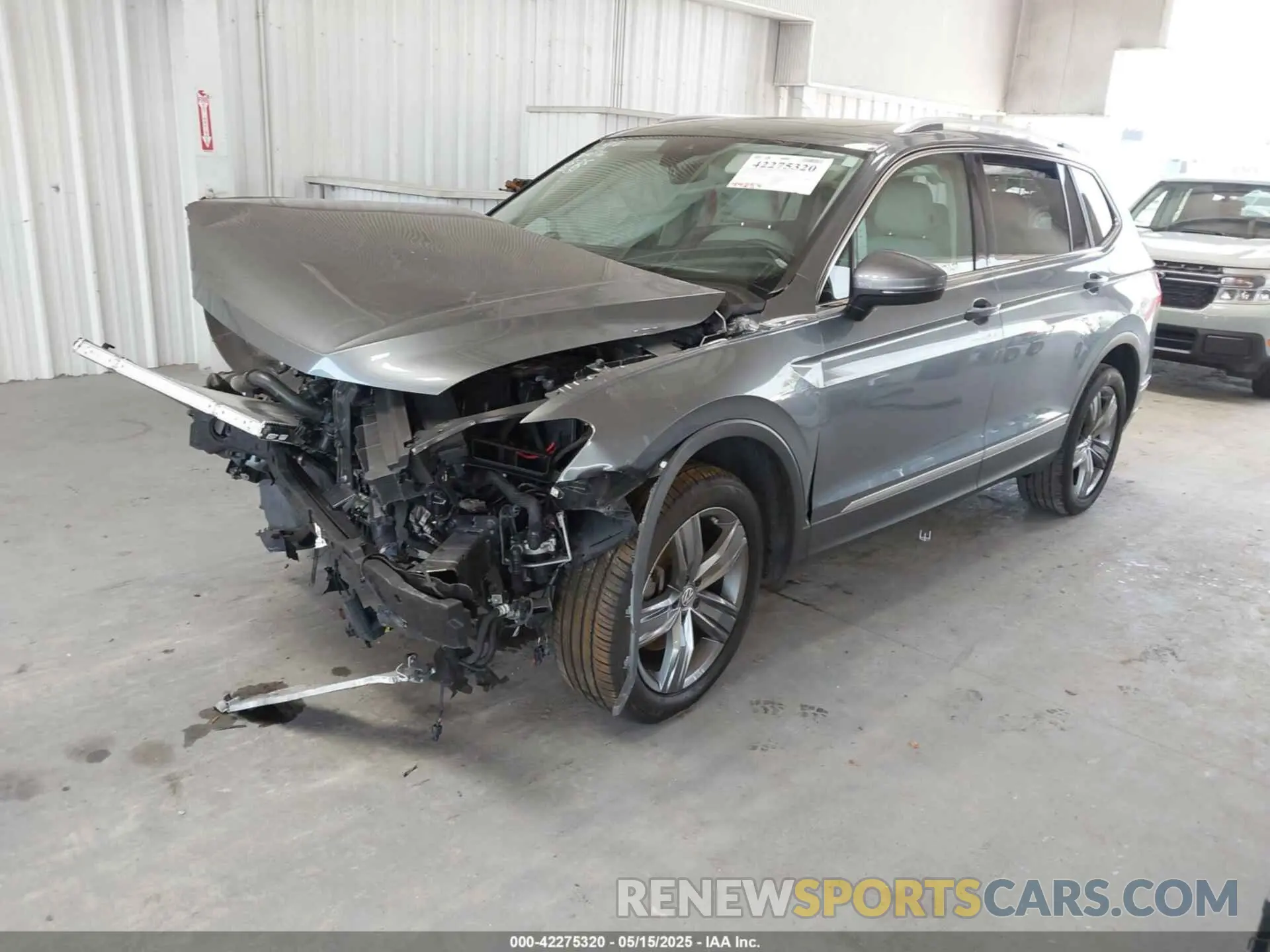 2 Photograph of a damaged car 3VV3B7AX0LM007612 VOLKSWAGEN TIGUAN 2020