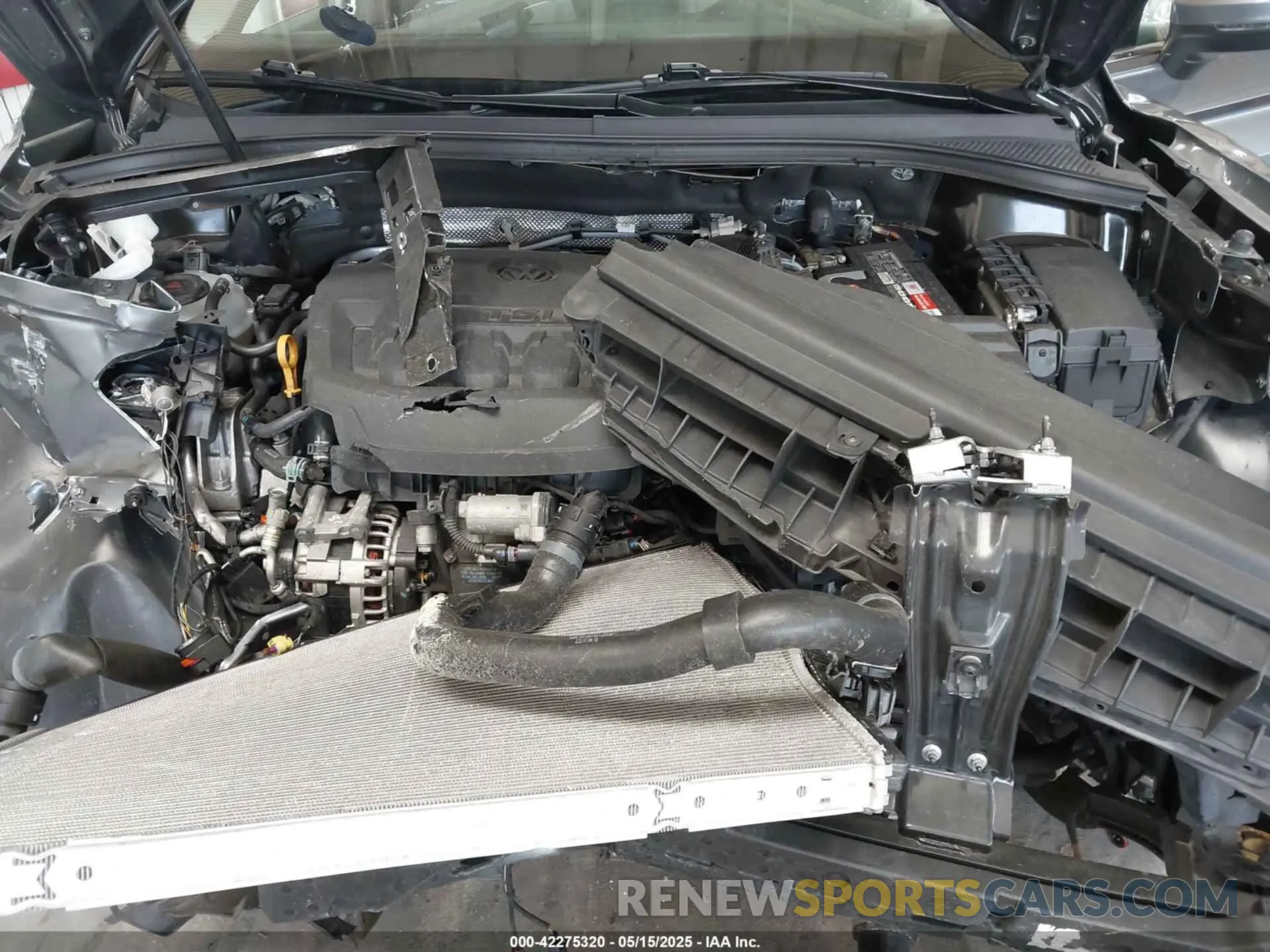 9 Photograph of a damaged car 3VV3B7AX0LM007612 VOLKSWAGEN TIGUAN 2020