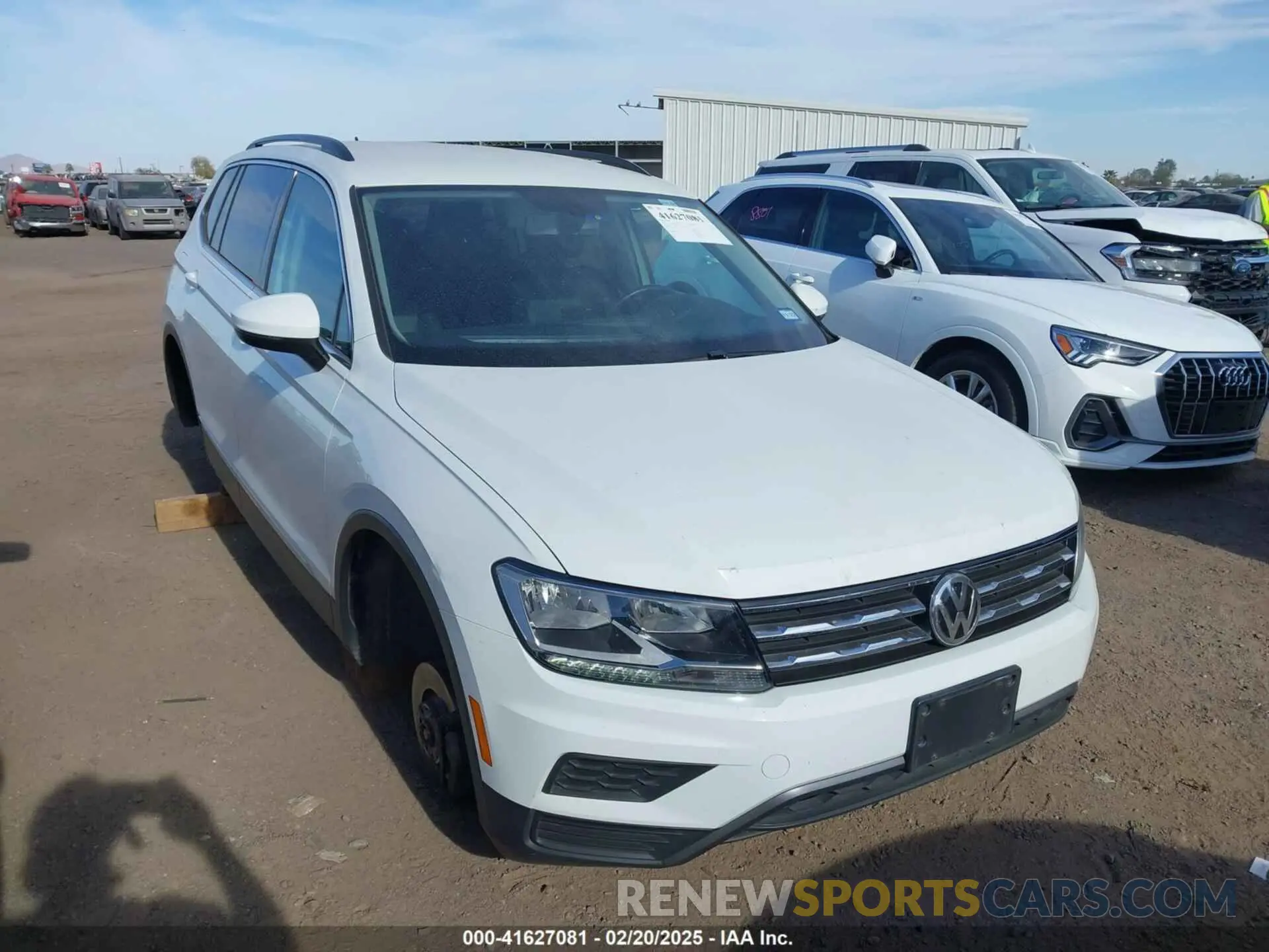 1 Photograph of a damaged car 3VV3B7AX0LM039721 VOLKSWAGEN TIGUAN 2020