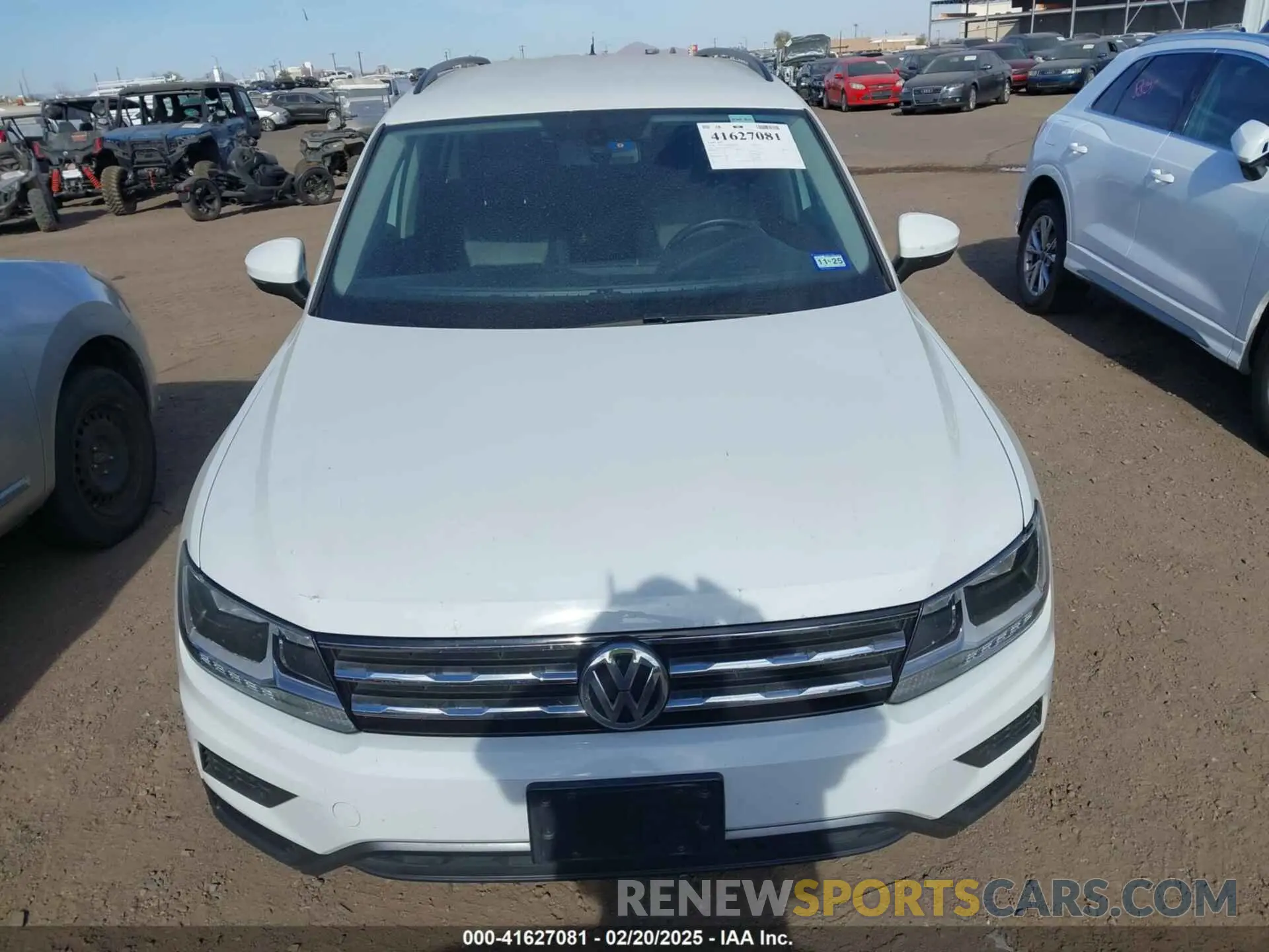 12 Photograph of a damaged car 3VV3B7AX0LM039721 VOLKSWAGEN TIGUAN 2020