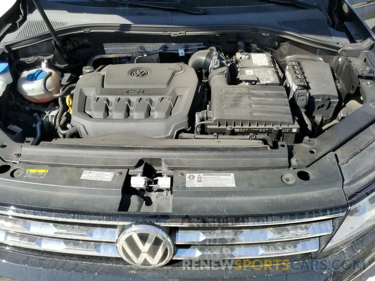 12 Photograph of a damaged car 3VV3B7AX0LM096422 VOLKSWAGEN TIGUAN 2020