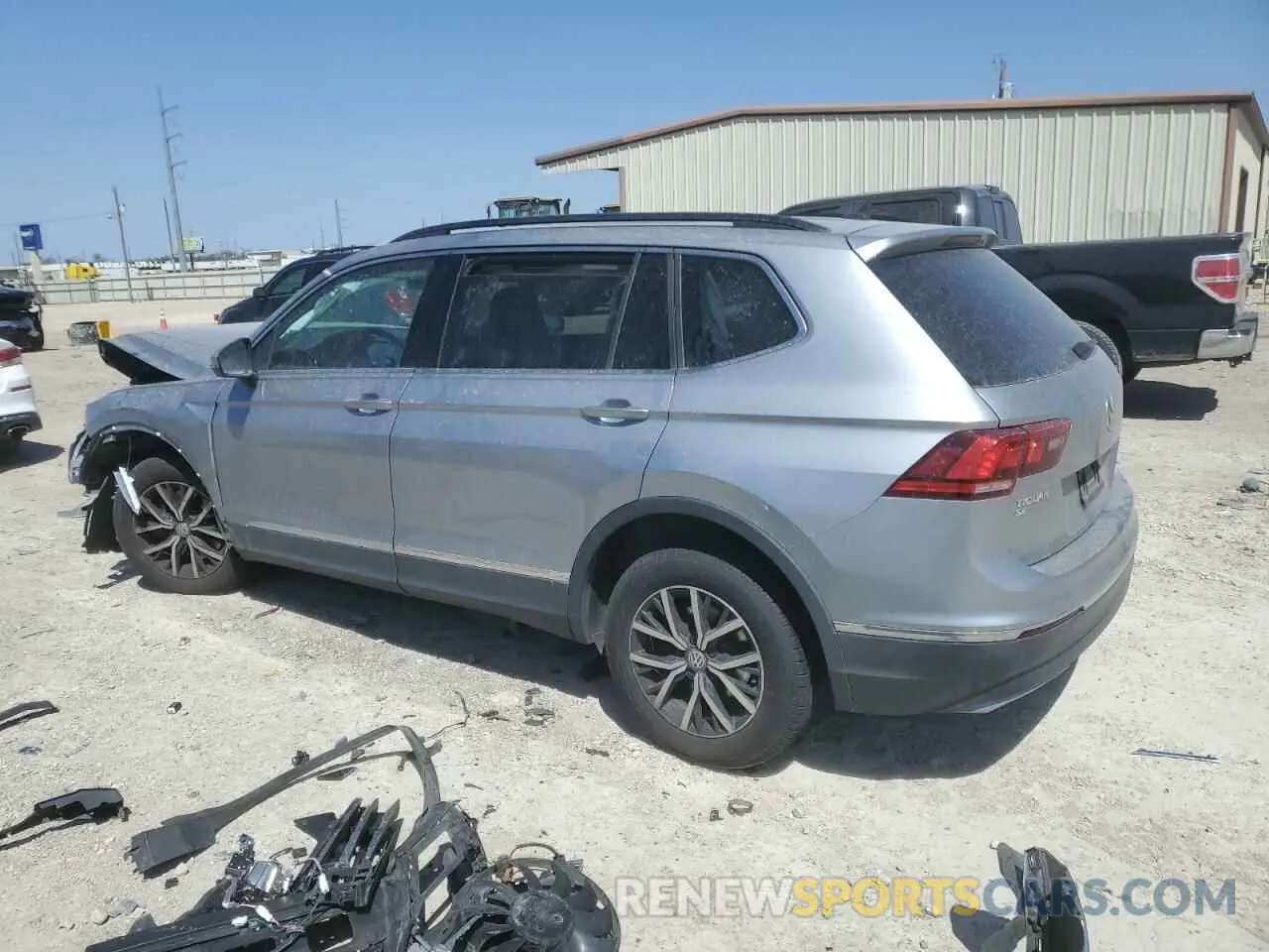 2 Photograph of a damaged car 3VV3B7AX0LM163388 VOLKSWAGEN TIGUAN 2020