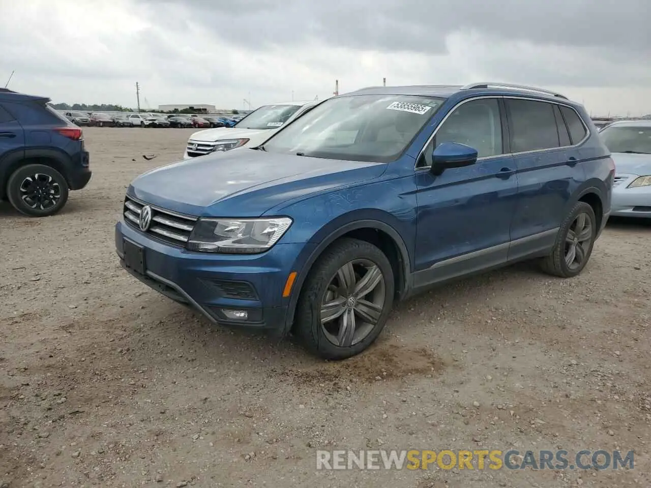 1 Photograph of a damaged car 3VV3B7AX1LM031434 VOLKSWAGEN TIGUAN 2020