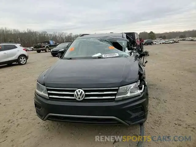 11 Photograph of a damaged car 3VV3B7AX1LM124857 VOLKSWAGEN TIGUAN 2020