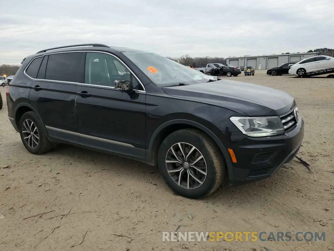 4 Photograph of a damaged car 3VV3B7AX1LM124857 VOLKSWAGEN TIGUAN 2020