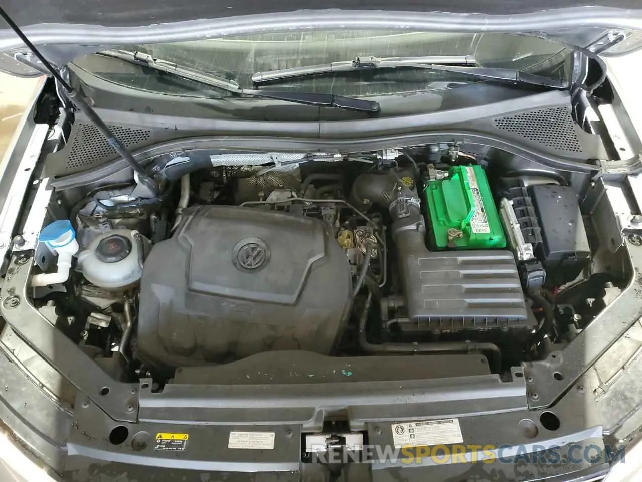 12 Photograph of a damaged car 3VV3B7AX2LM075653 VOLKSWAGEN TIGUAN 2020