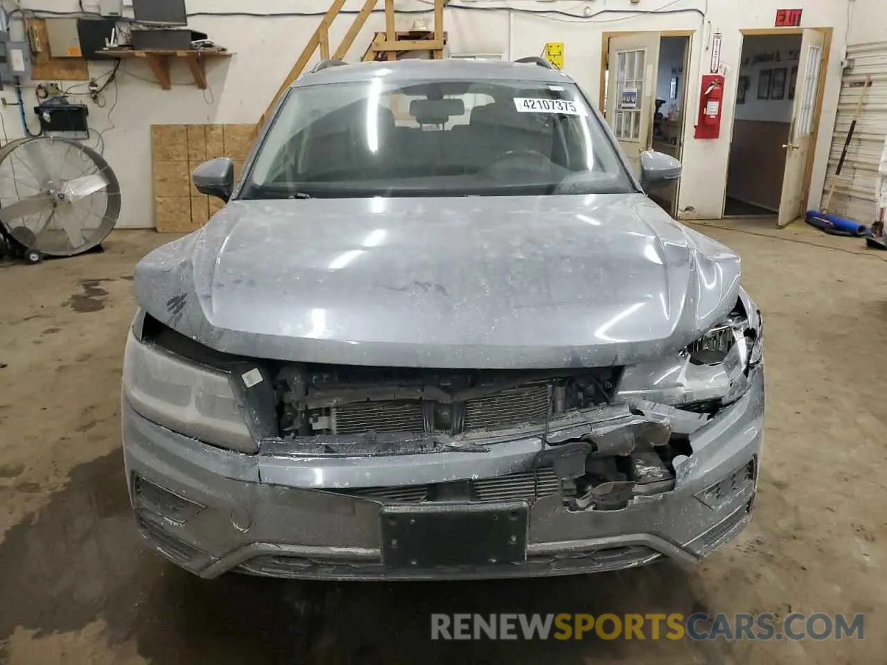 5 Photograph of a damaged car 3VV3B7AX2LM079962 VOLKSWAGEN TIGUAN 2020