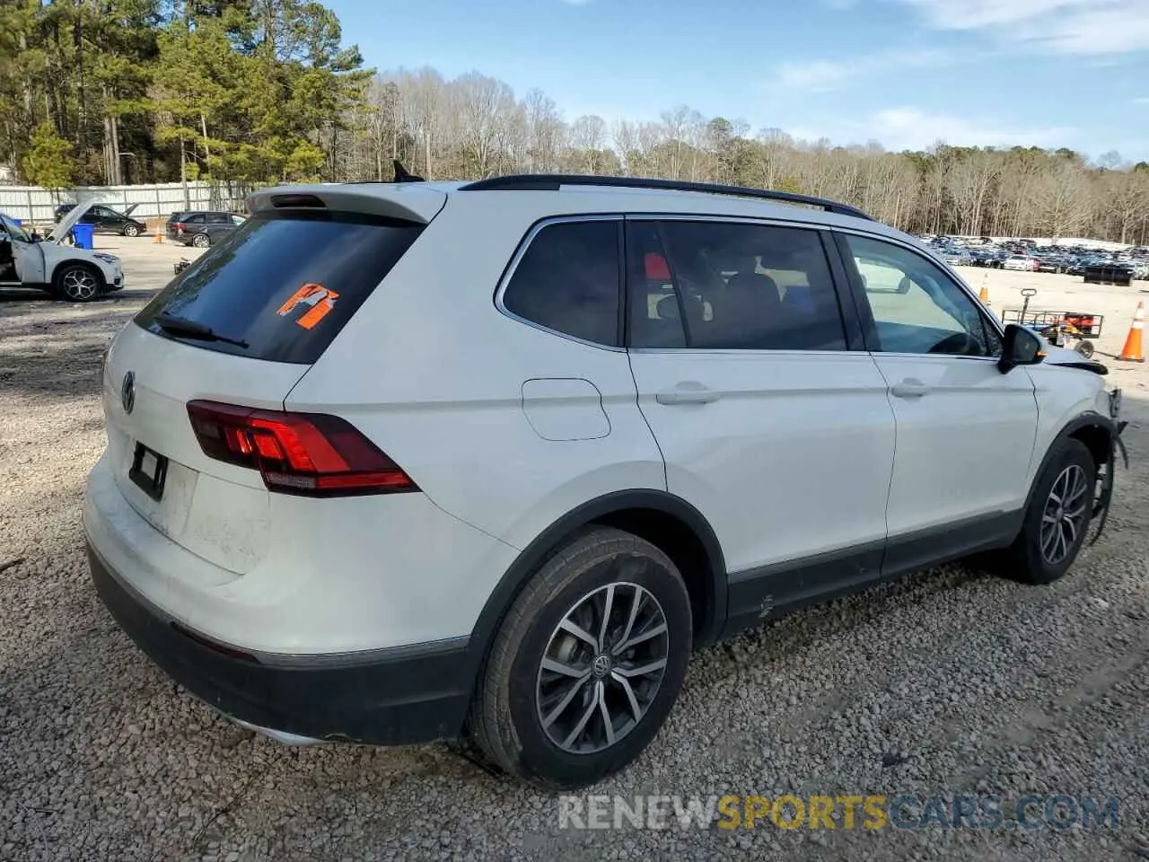3 Photograph of a damaged car 3VV3B7AX3LM144530 VOLKSWAGEN TIGUAN 2020