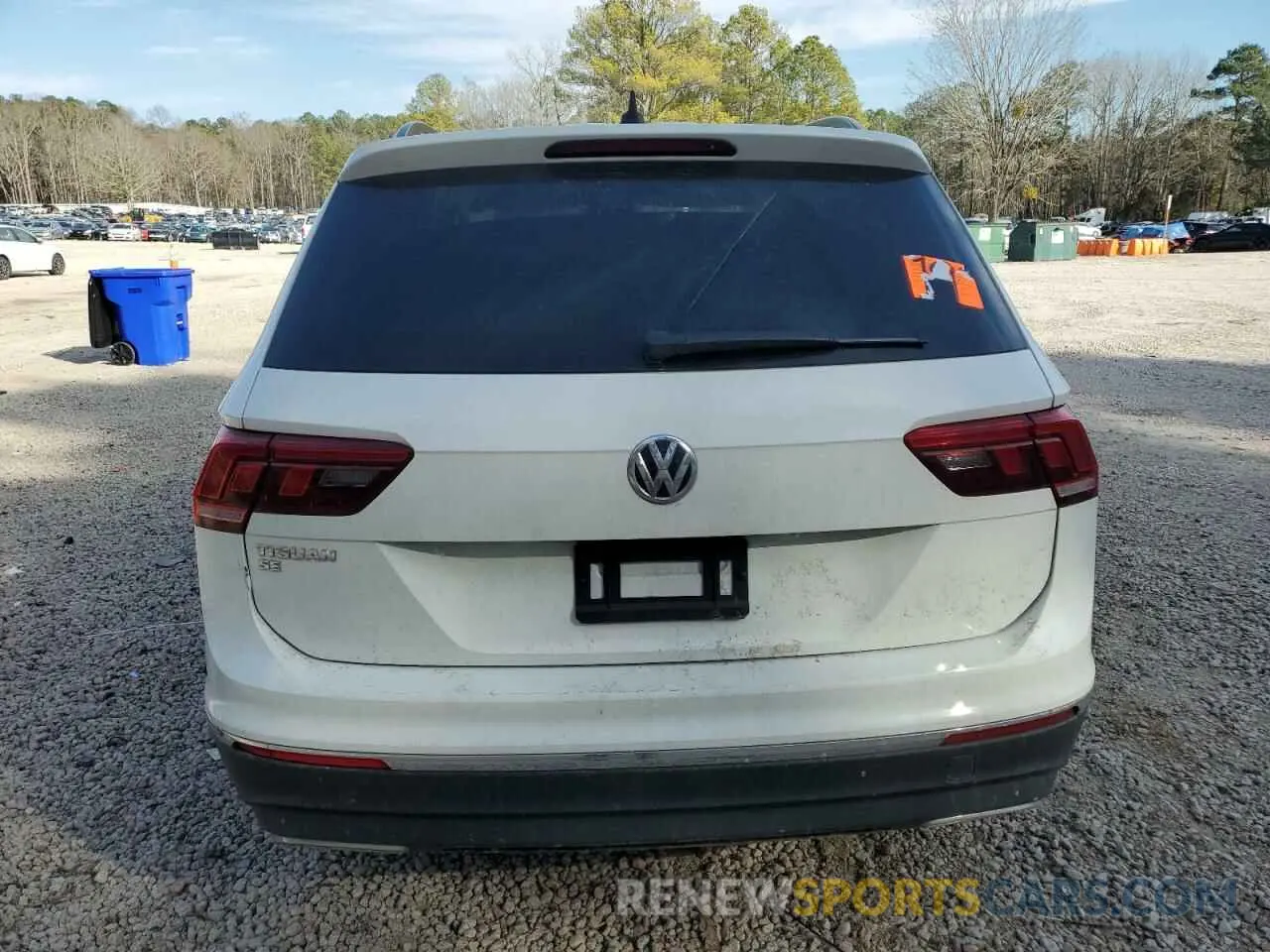 6 Photograph of a damaged car 3VV3B7AX3LM144530 VOLKSWAGEN TIGUAN 2020