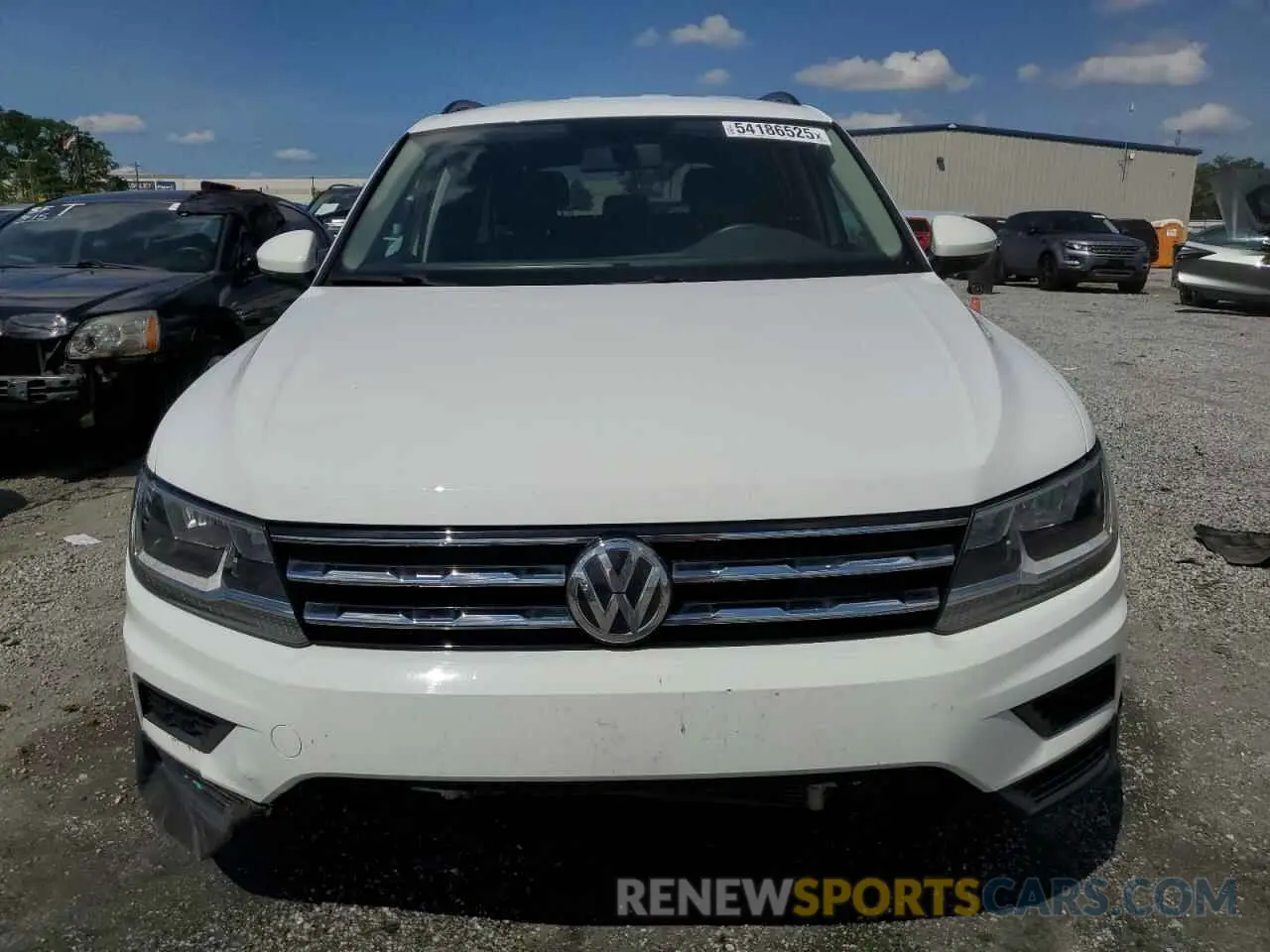 5 Photograph of a damaged car 3VV3B7AX4LM058417 VOLKSWAGEN TIGUAN 2020