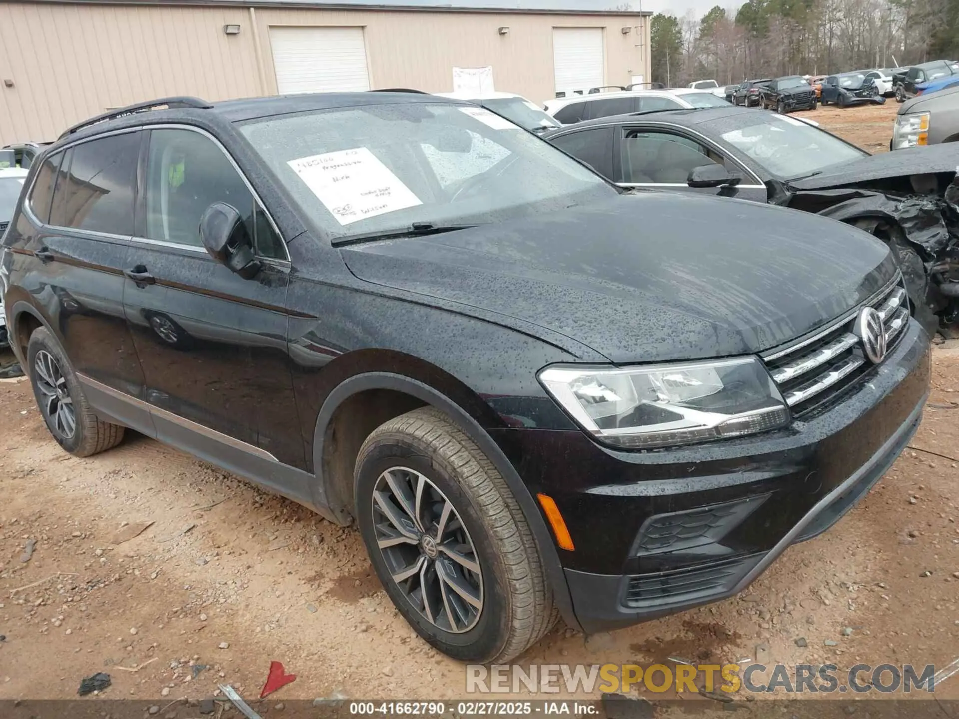 1 Photograph of a damaged car 3VV3B7AX4LM086038 VOLKSWAGEN TIGUAN 2020