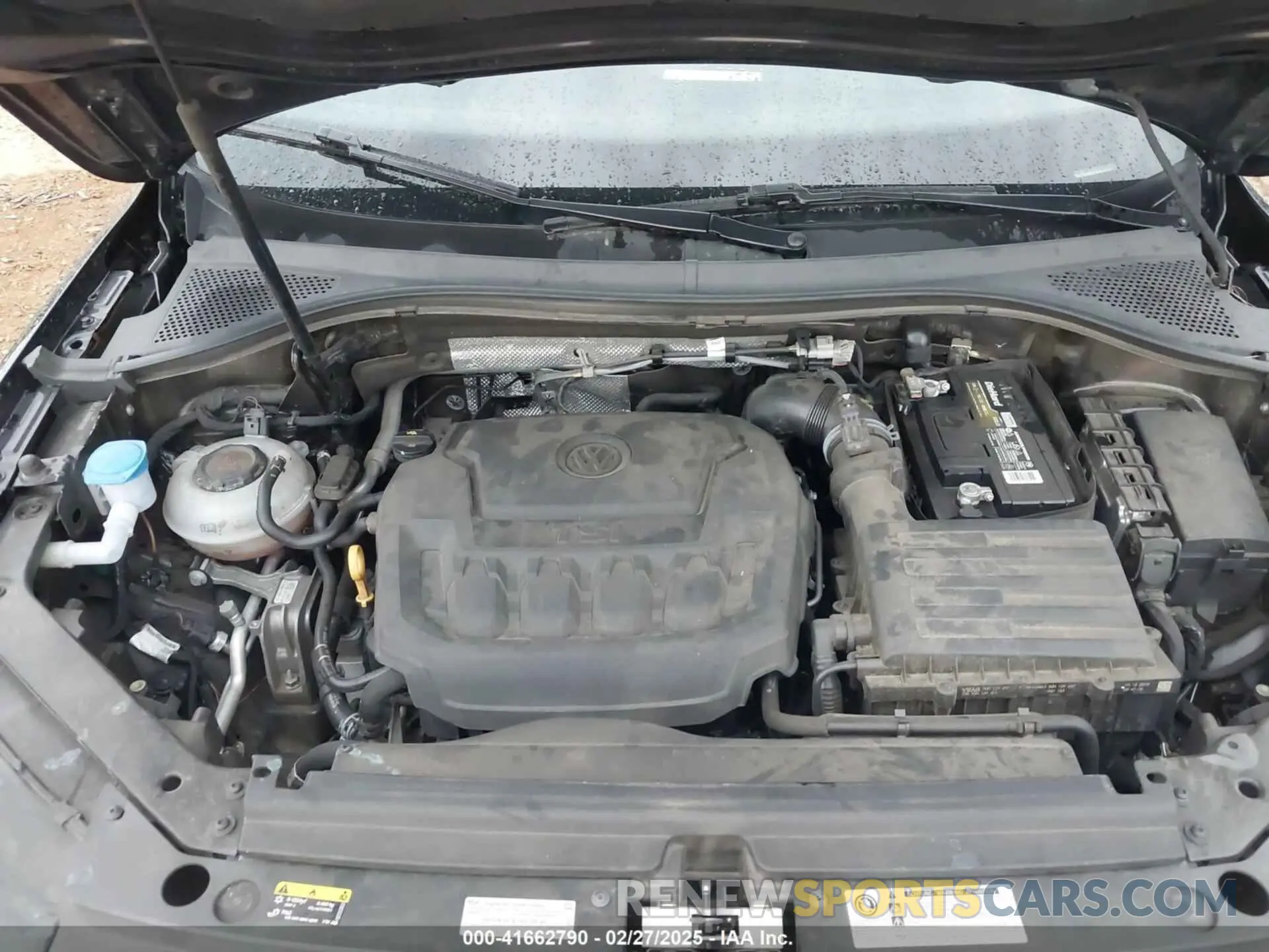 10 Photograph of a damaged car 3VV3B7AX4LM086038 VOLKSWAGEN TIGUAN 2020