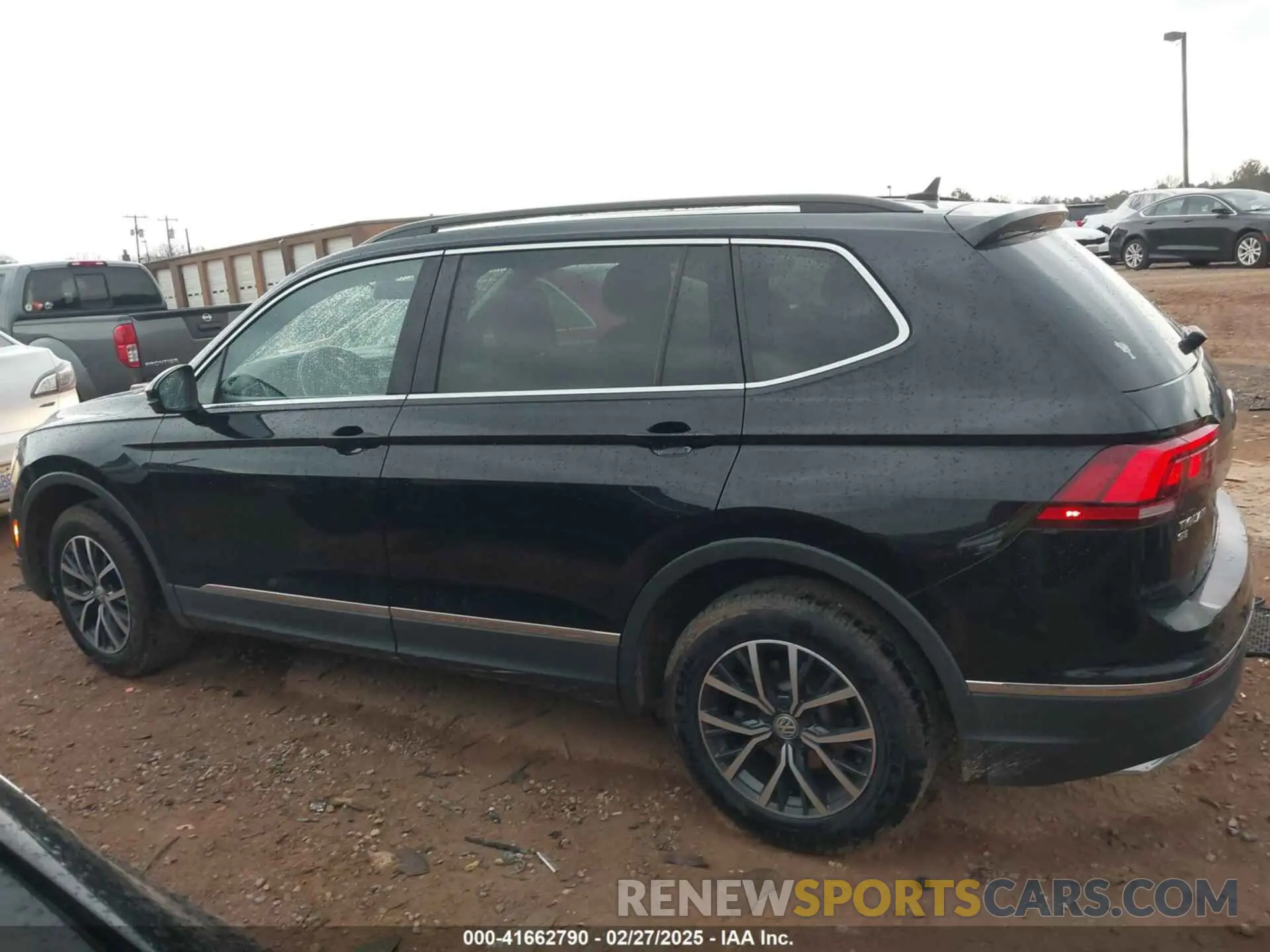 15 Photograph of a damaged car 3VV3B7AX4LM086038 VOLKSWAGEN TIGUAN 2020