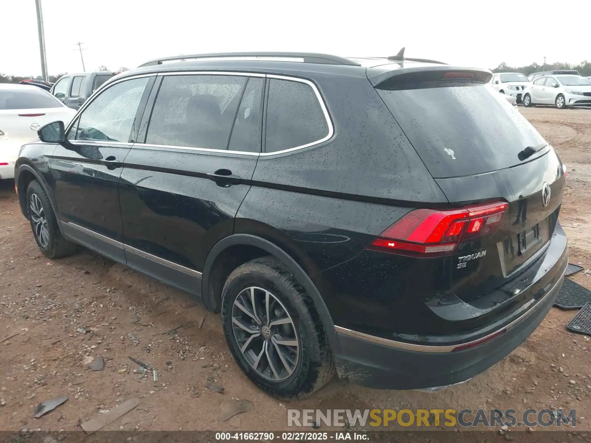 3 Photograph of a damaged car 3VV3B7AX4LM086038 VOLKSWAGEN TIGUAN 2020