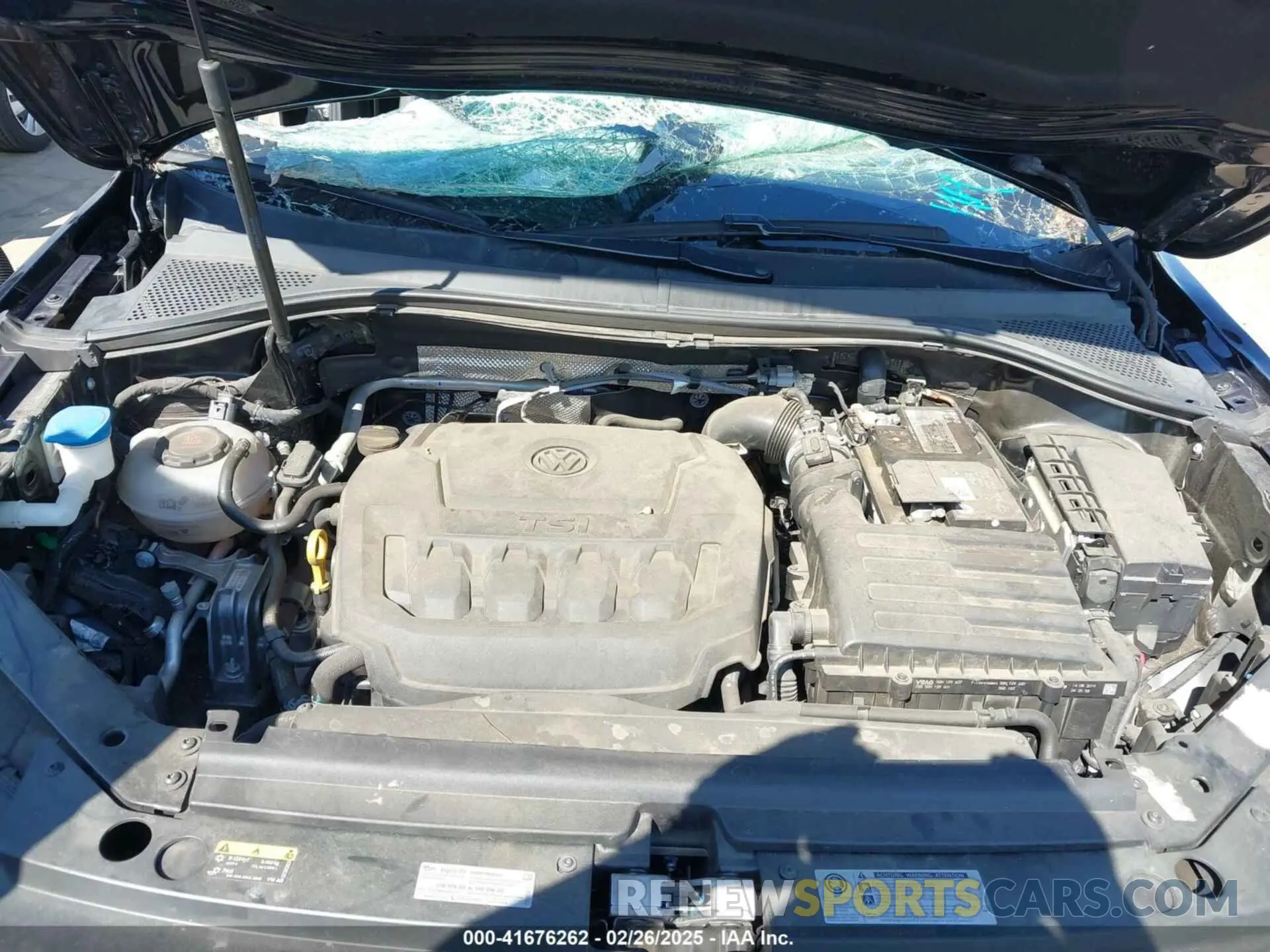 10 Photograph of a damaged car 3VV3B7AX6LM005167 VOLKSWAGEN TIGUAN 2020