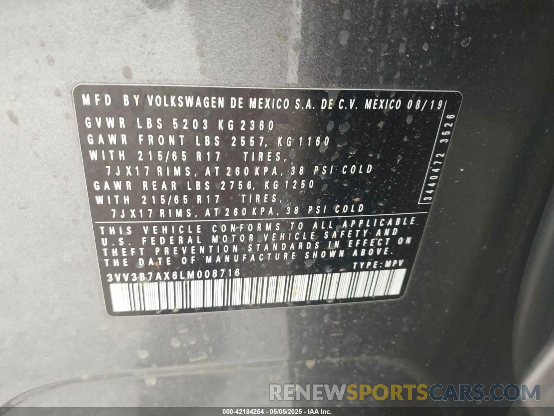 9 Photograph of a damaged car 3VV3B7AX6LM008716 VOLKSWAGEN TIGUAN 2020