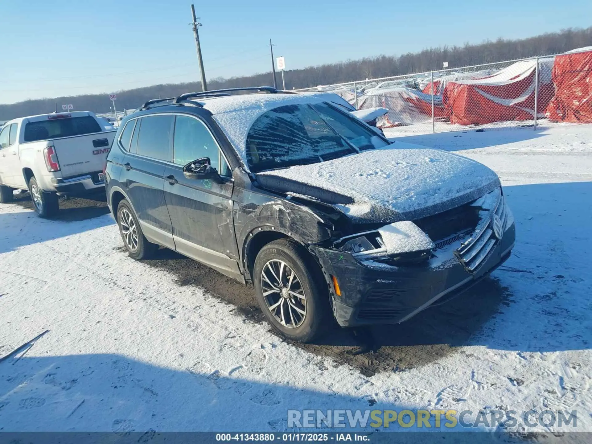 1 Photograph of a damaged car 3VV3B7AX7LM091718 VOLKSWAGEN TIGUAN 2020