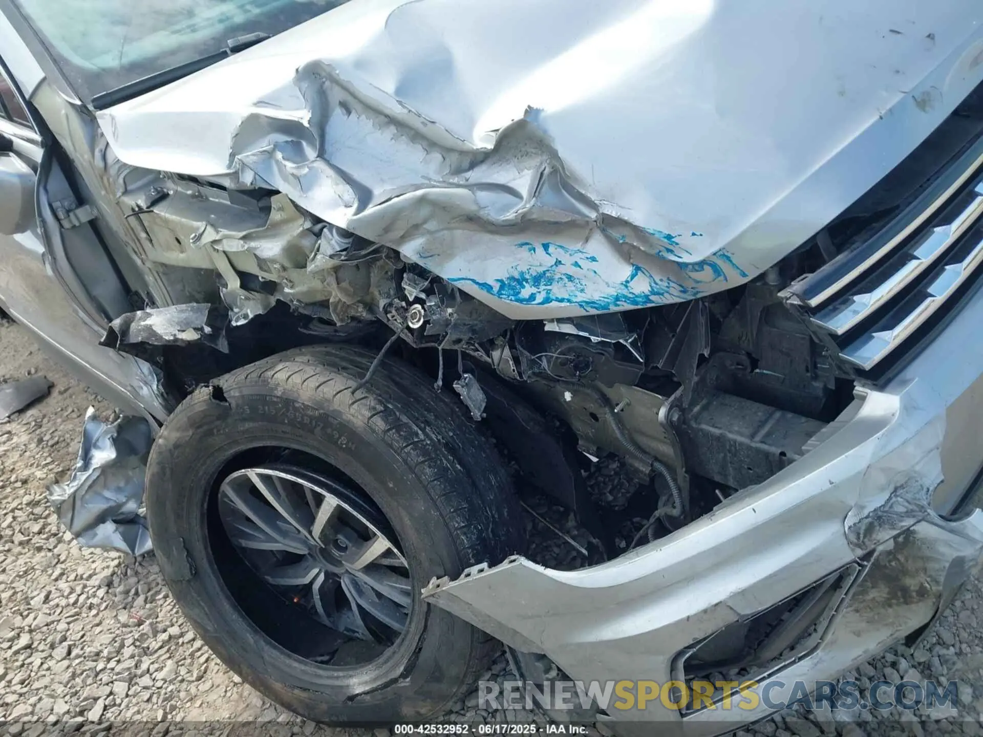 6 Photograph of a damaged car 3VV3B7AX7LM144742 VOLKSWAGEN TIGUAN 2020