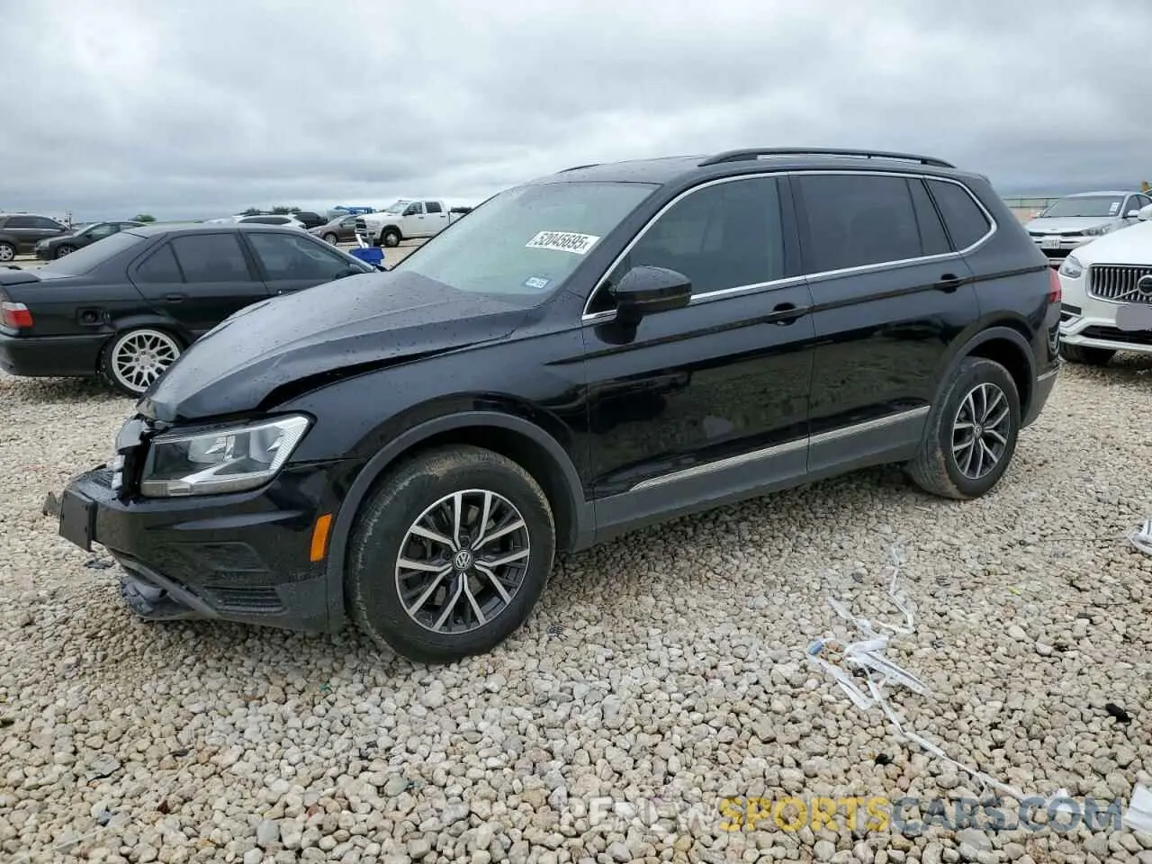1 Photograph of a damaged car 3VV3B7AX7LM153778 VOLKSWAGEN TIGUAN 2020