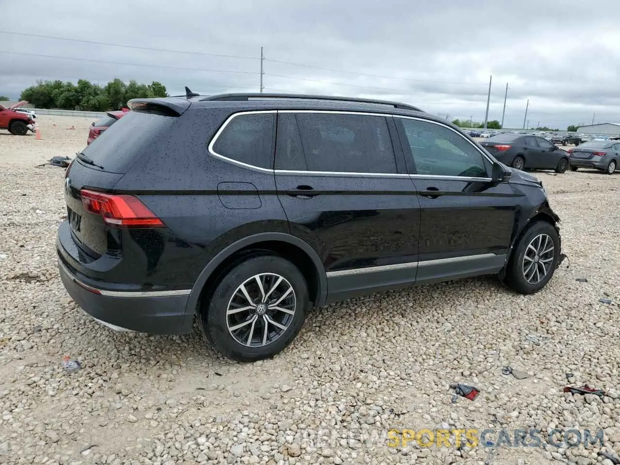 3 Photograph of a damaged car 3VV3B7AX7LM153778 VOLKSWAGEN TIGUAN 2020