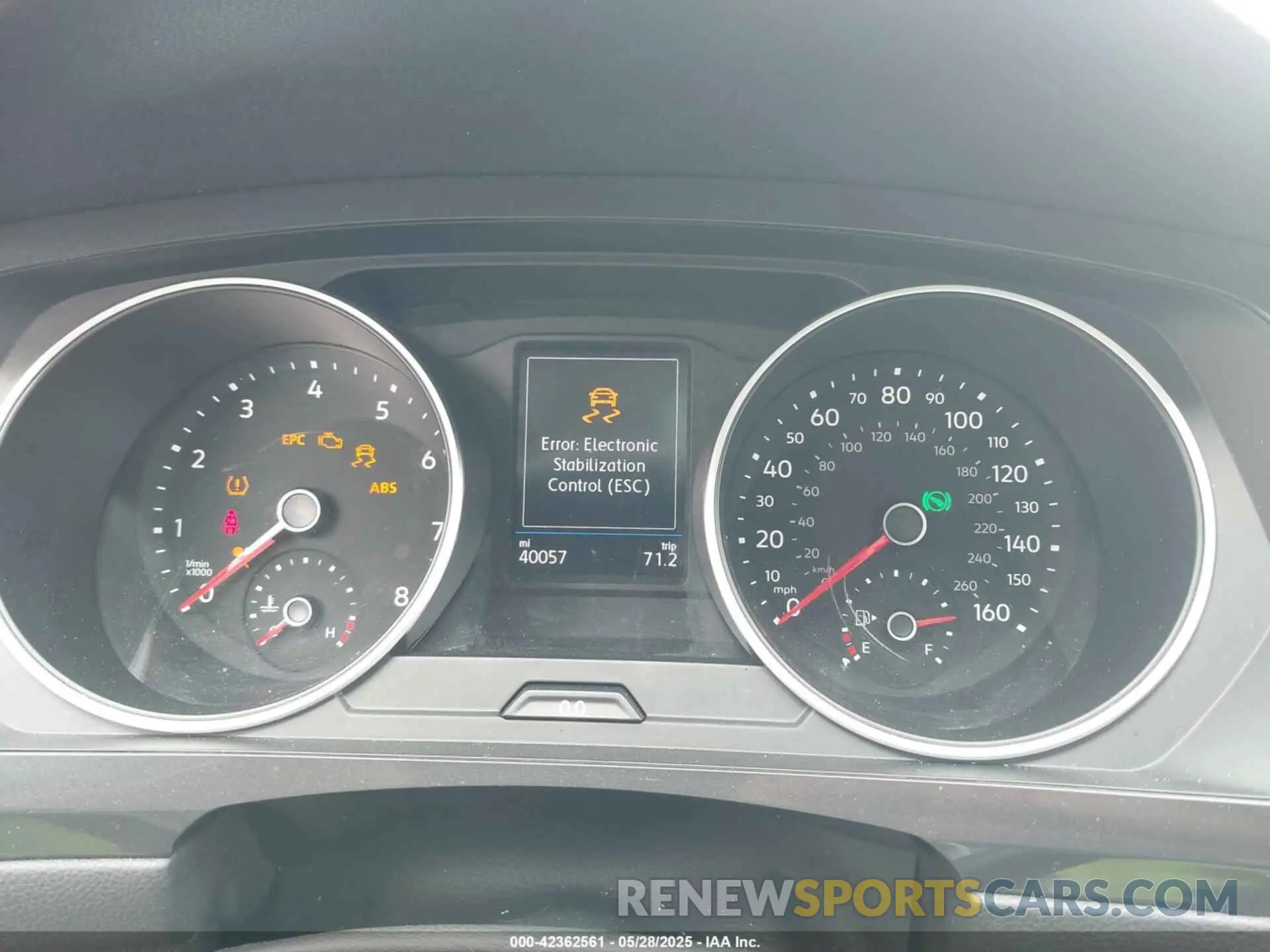 7 Photograph of a damaged car 3VV3B7AX8LM074622 VOLKSWAGEN TIGUAN 2020