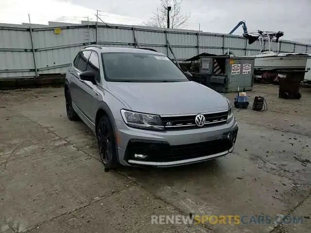 11 Photograph of a damaged car 3VV3B7AX8LM118697 VOLKSWAGEN TIGUAN 2020