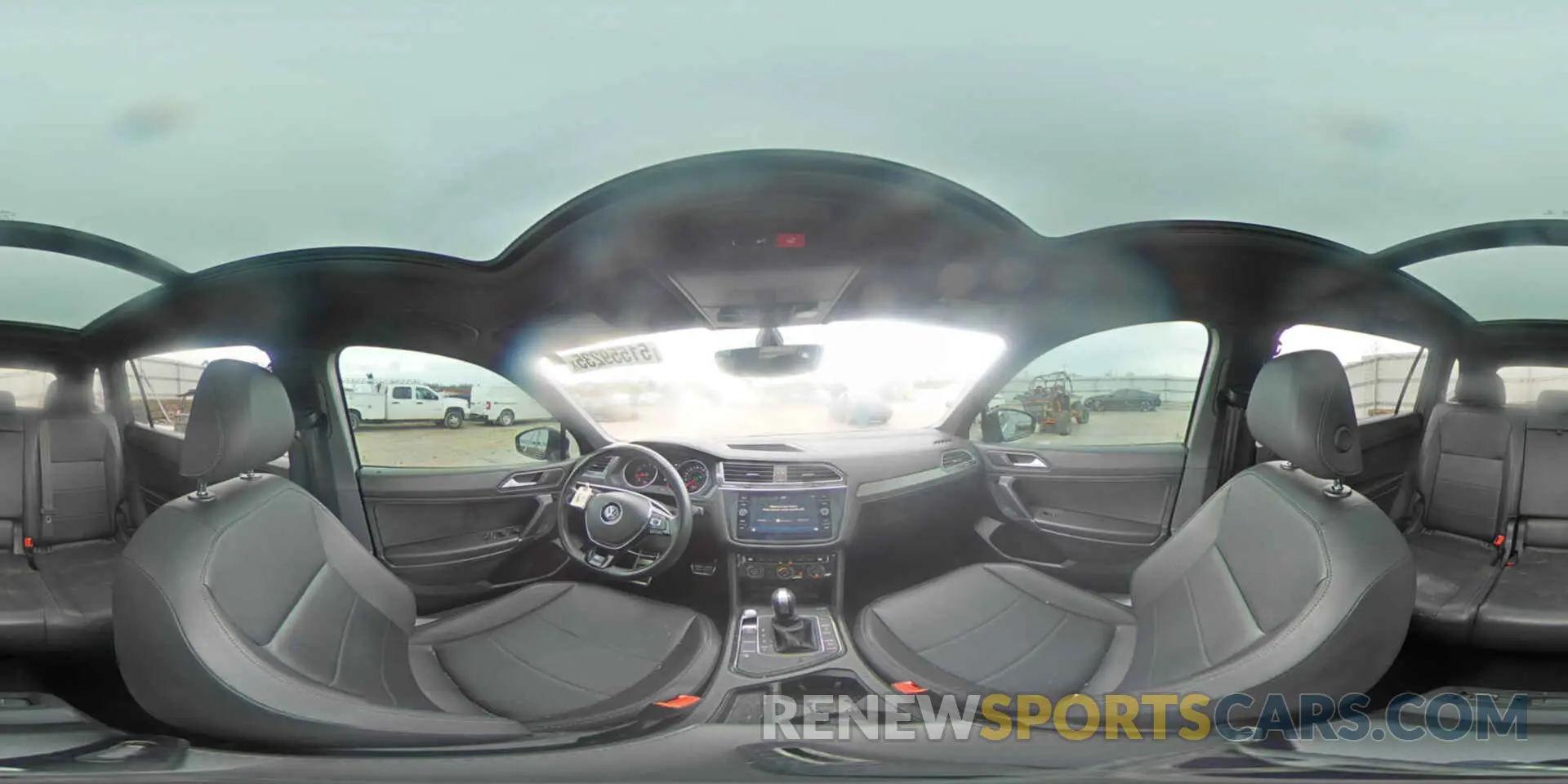 13 Photograph of a damaged car 3VV3B7AX8LM118697 VOLKSWAGEN TIGUAN 2020
