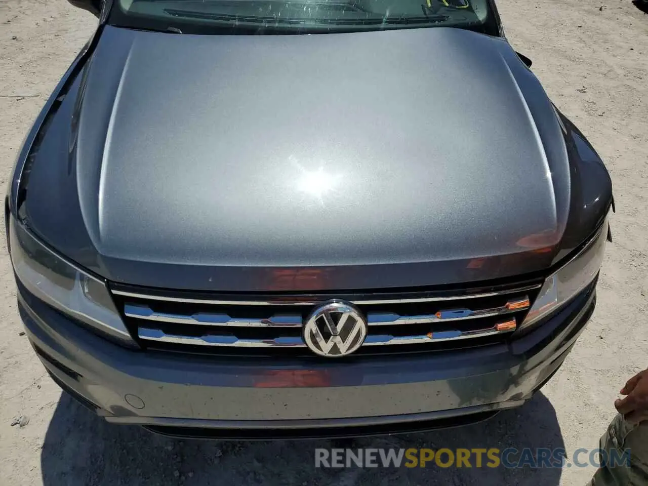 14 Photograph of a damaged car 3VV3B7AX9LM083040 VOLKSWAGEN TIGUAN 2020