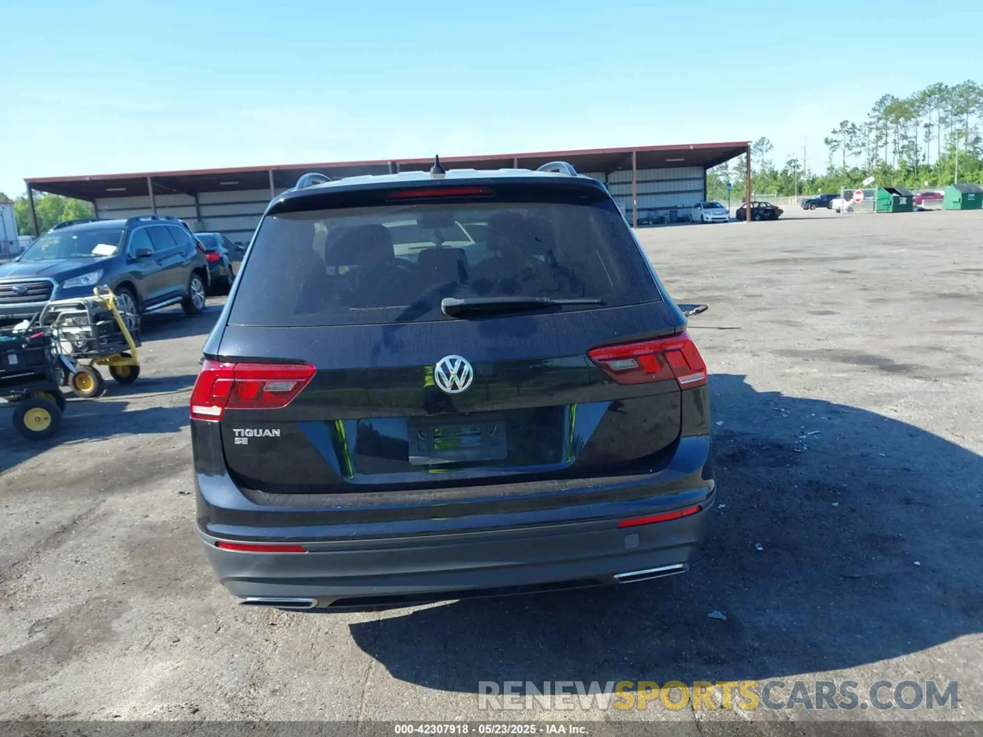 15 Photograph of a damaged car 3VV3B7AX9LM120457 VOLKSWAGEN TIGUAN 2020