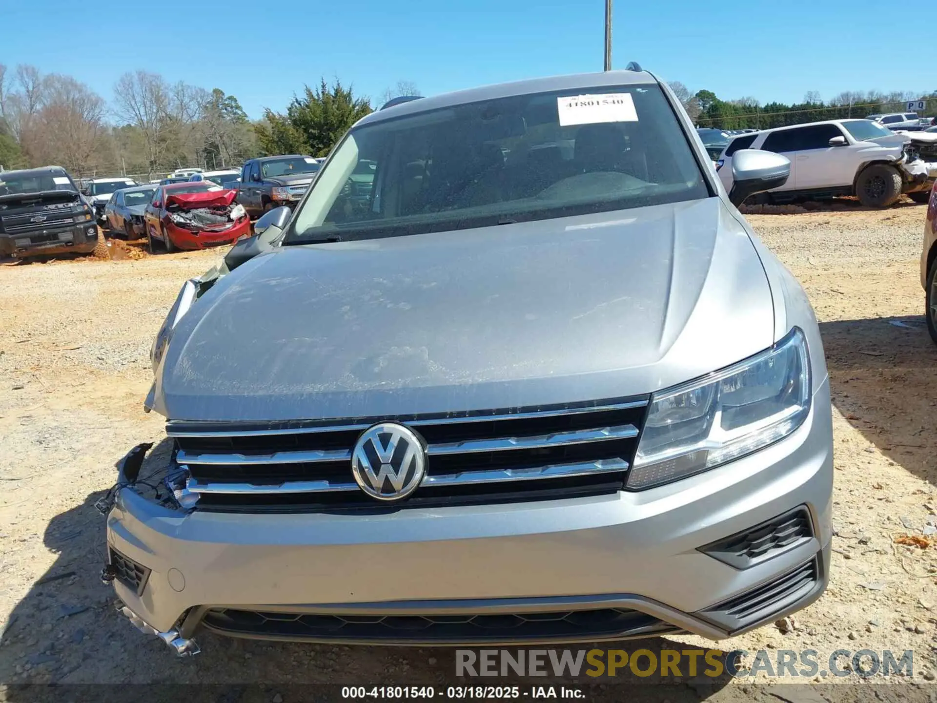 12 Photograph of a damaged car 3VV3B7AXXLM057207 VOLKSWAGEN TIGUAN 2020