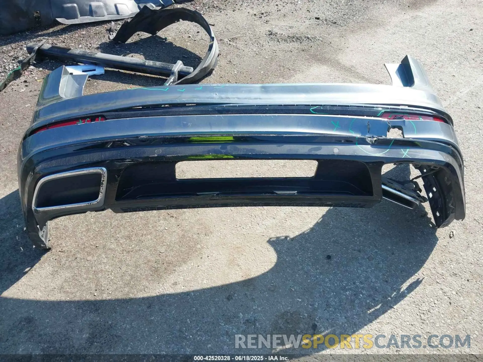 12 Photograph of a damaged car 3VV3B7AXXLM149367 VOLKSWAGEN TIGUAN 2020