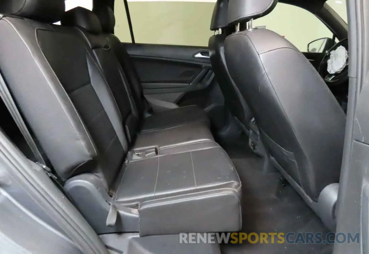 6 Photograph of a damaged car 3VV3B7AXXLM154326 VOLKSWAGEN TIGUAN 2020