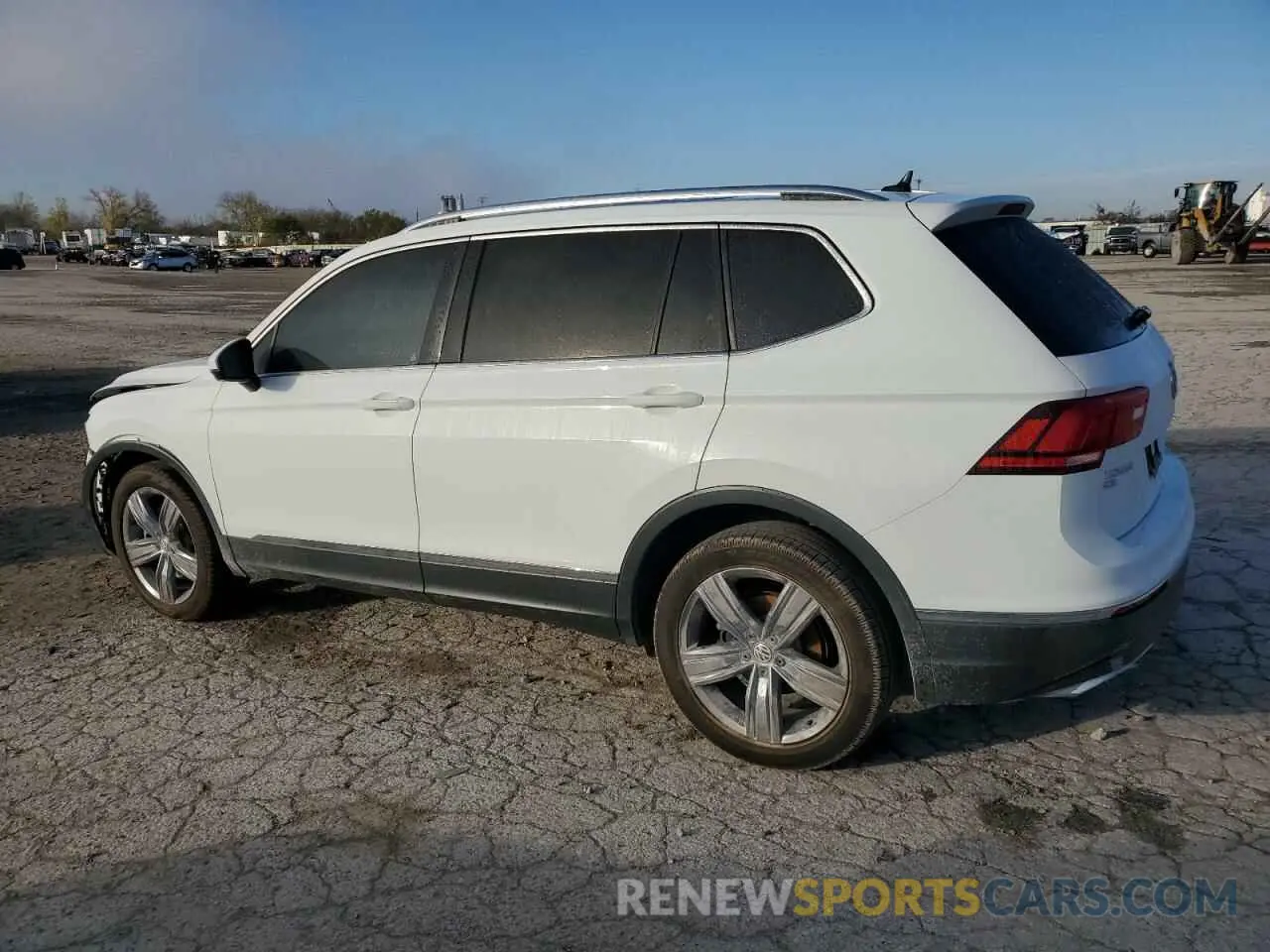 2 Photograph of a damaged car 3VV3B7AXXLM177542 VOLKSWAGEN TIGUAN 2020