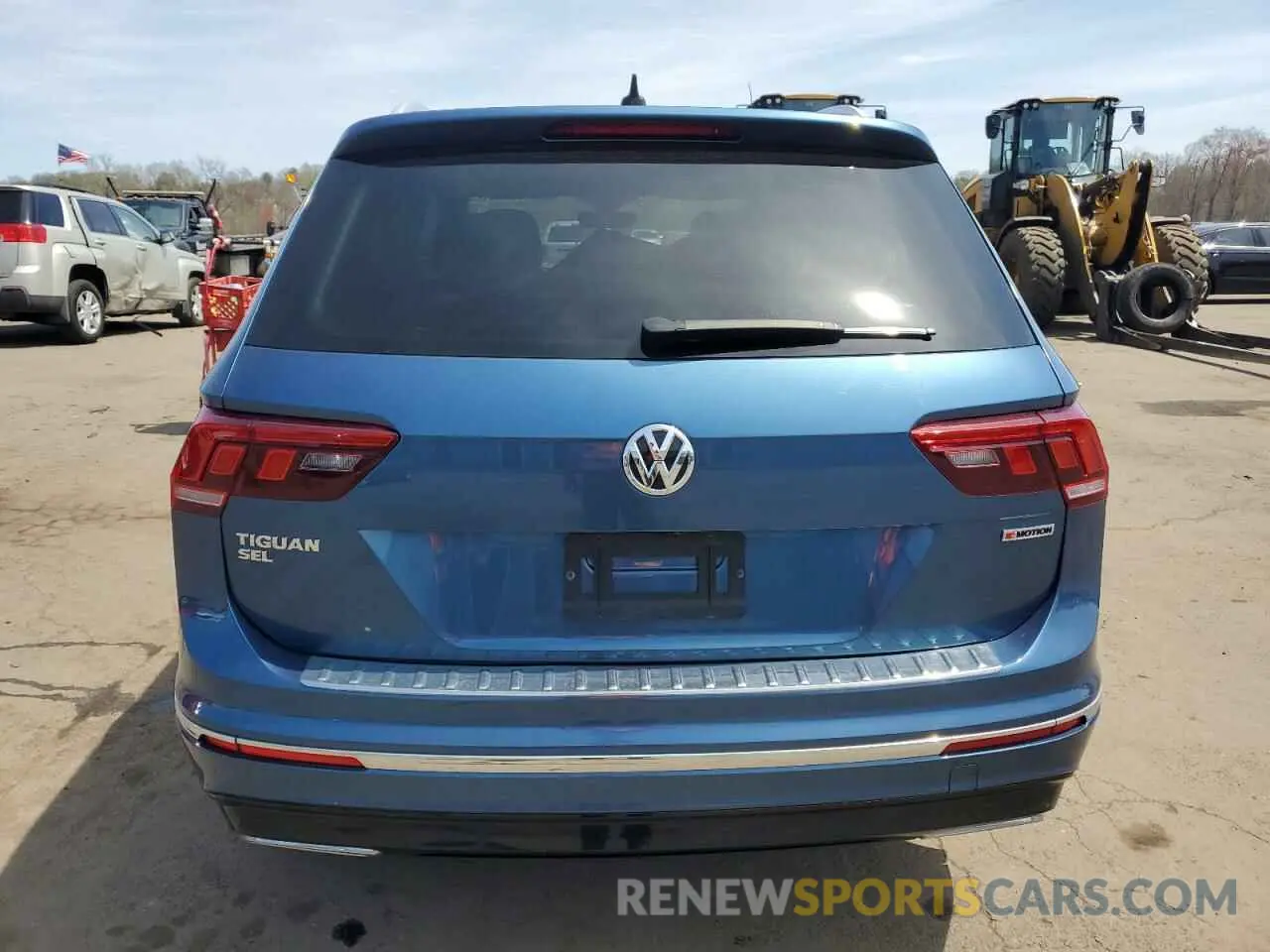 6 Photograph of a damaged car 3VV4B7AX4LM114179 VOLKSWAGEN TIGUAN 2020