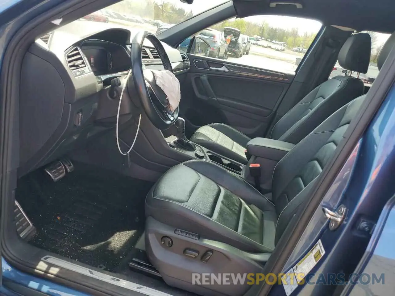 7 Photograph of a damaged car 3VV4B7AX4LM114179 VOLKSWAGEN TIGUAN 2020