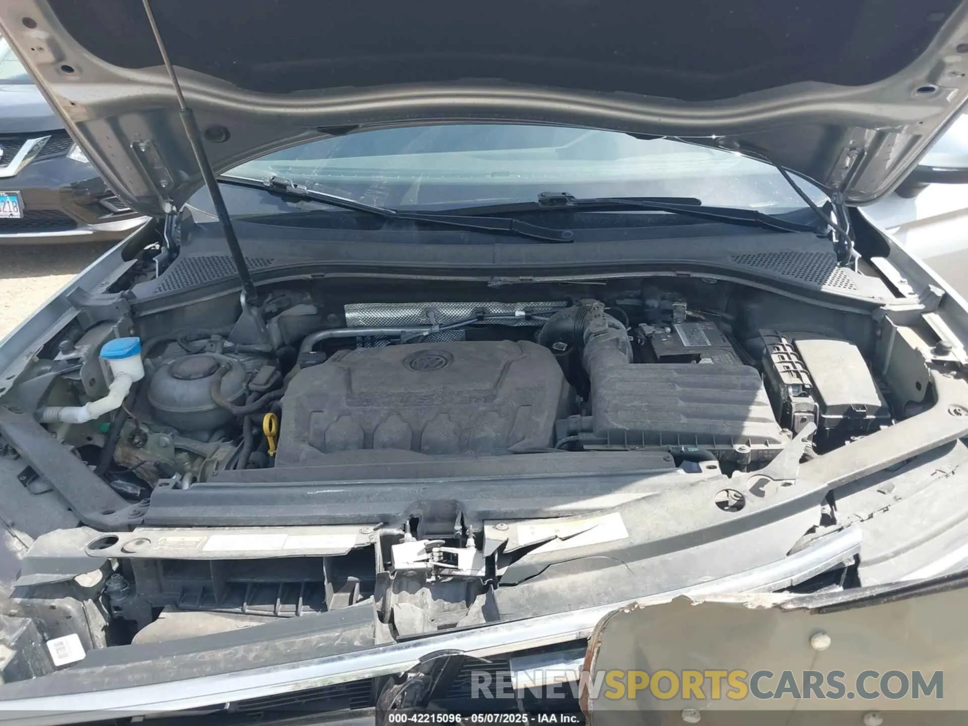 10 Photograph of a damaged car 3VV4B7AXXLM170532 VOLKSWAGEN TIGUAN 2020