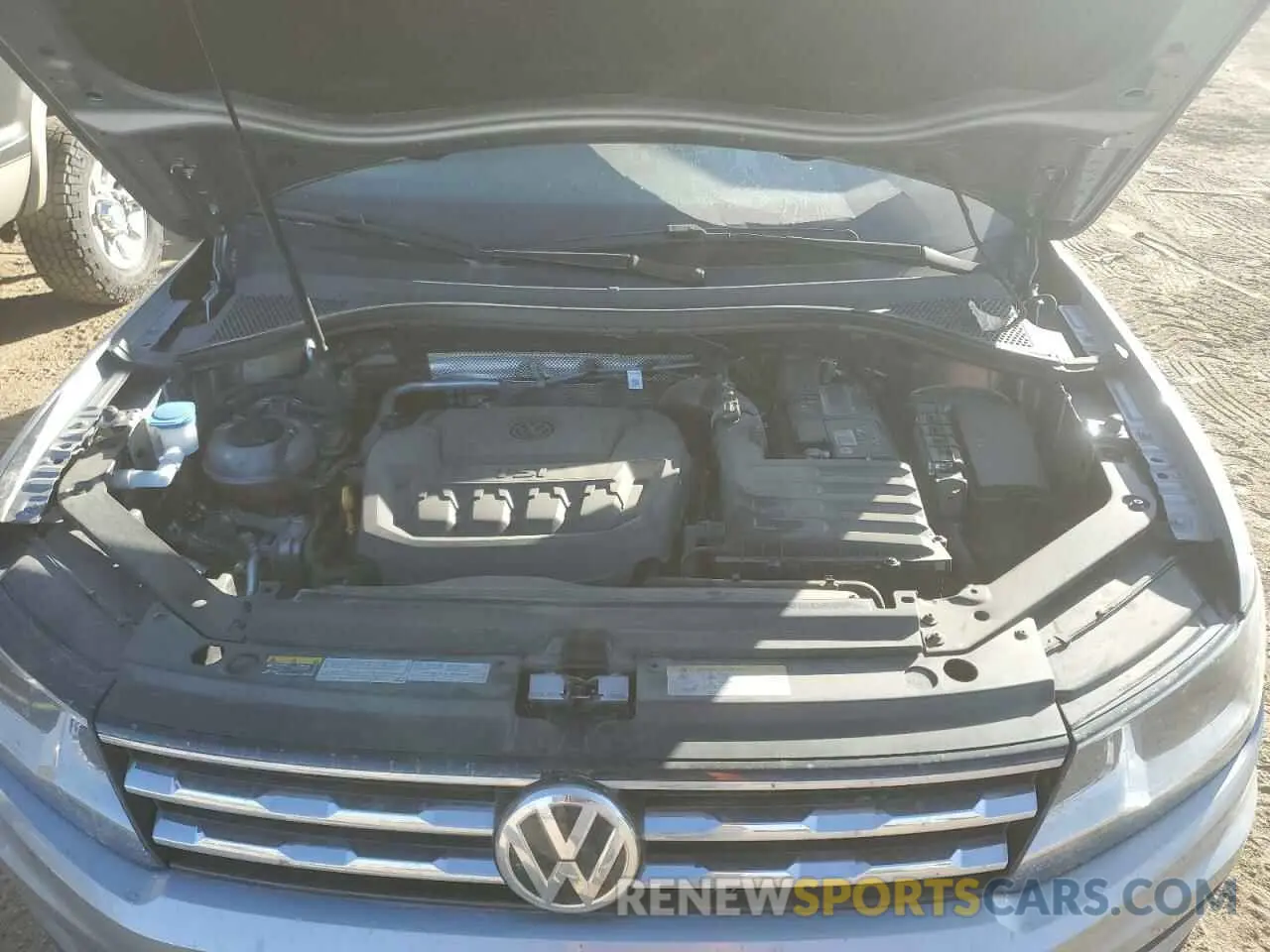 12 Photograph of a damaged car 3VV0B7AX0MM022776 VOLKSWAGEN TIGUAN 2021