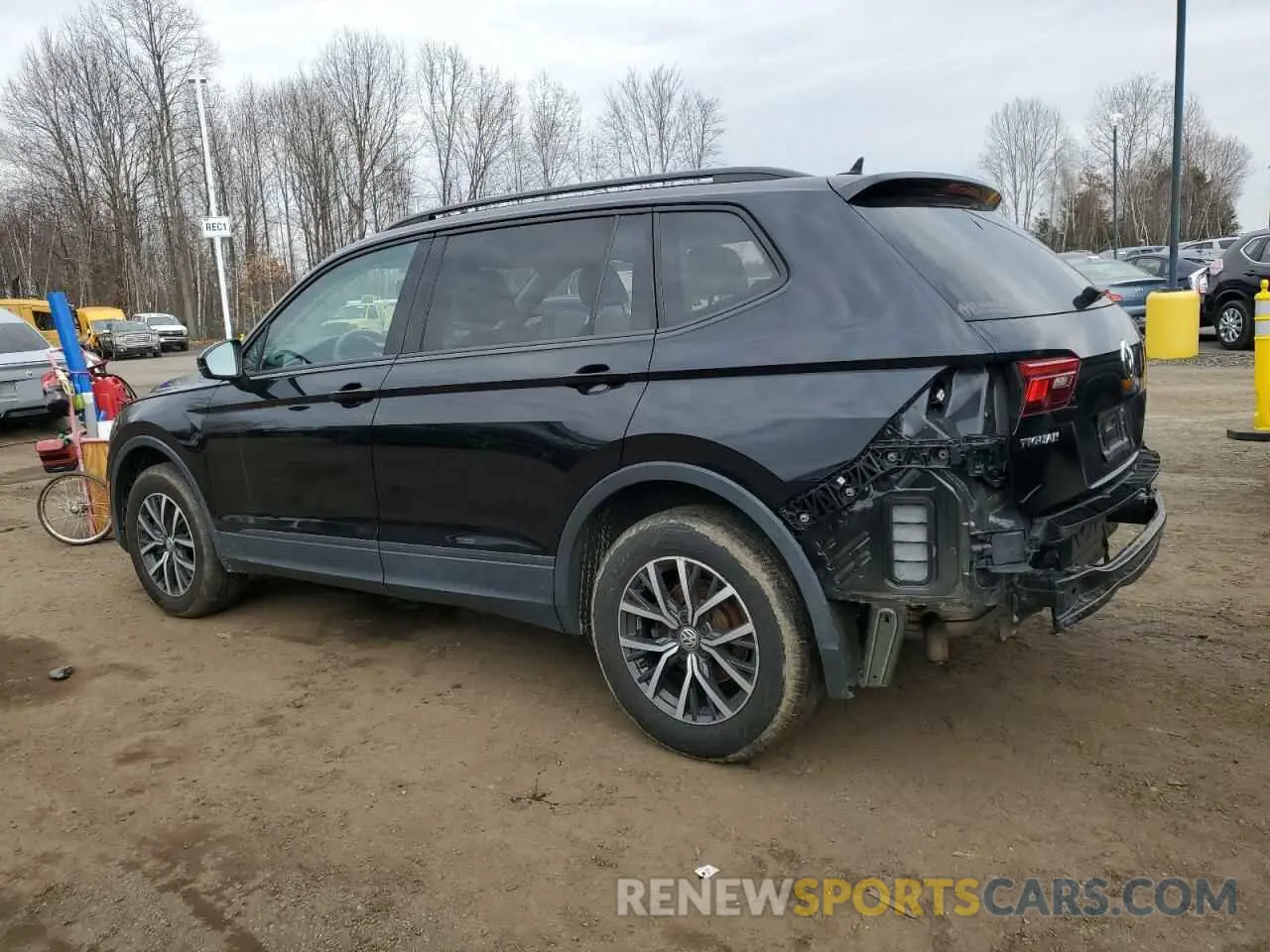 2 Photograph of a damaged car 3VV0B7AX1MM059495 VOLKSWAGEN TIGUAN 2021