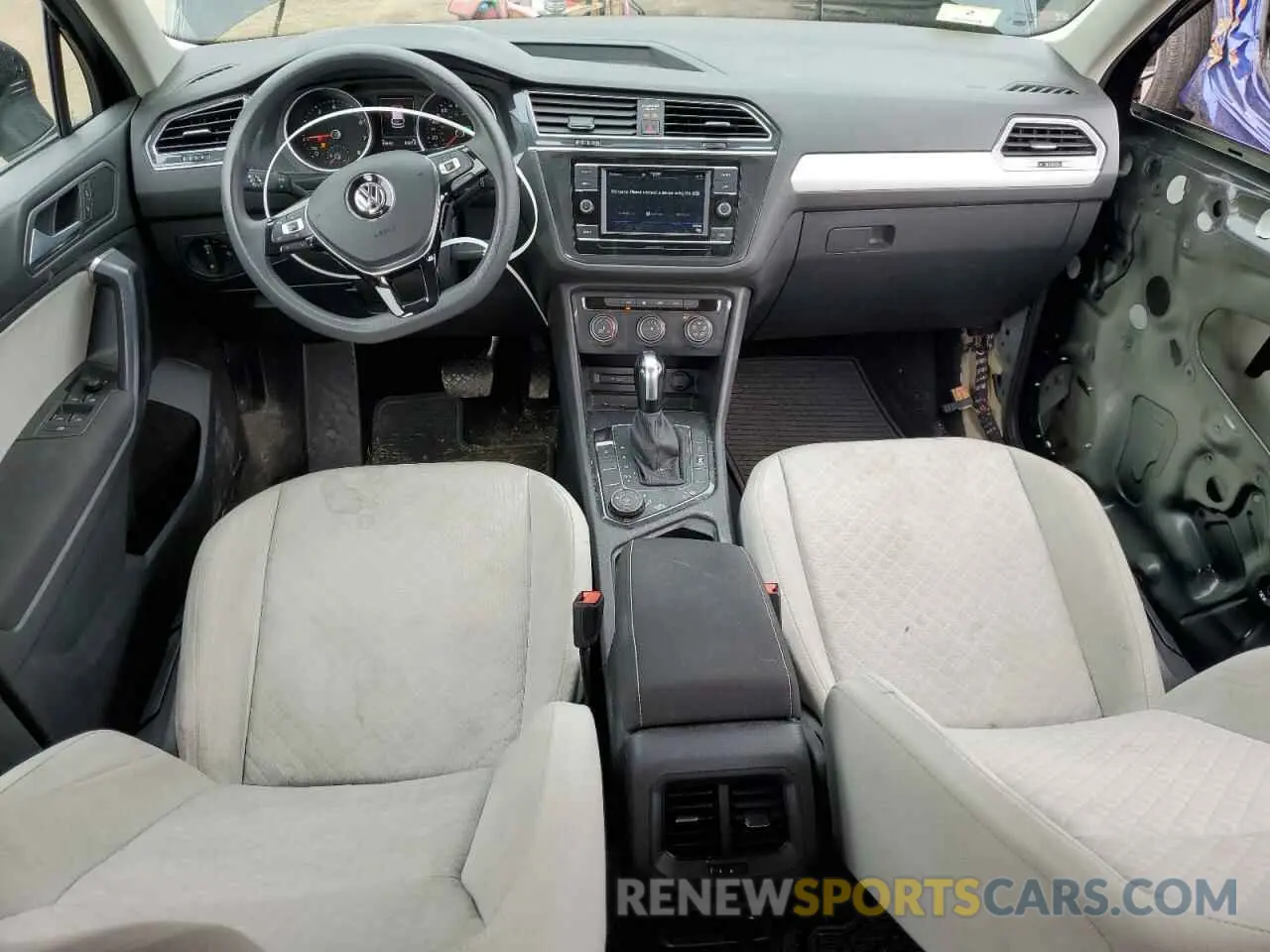 8 Photograph of a damaged car 3VV0B7AX1MM059495 VOLKSWAGEN TIGUAN 2021