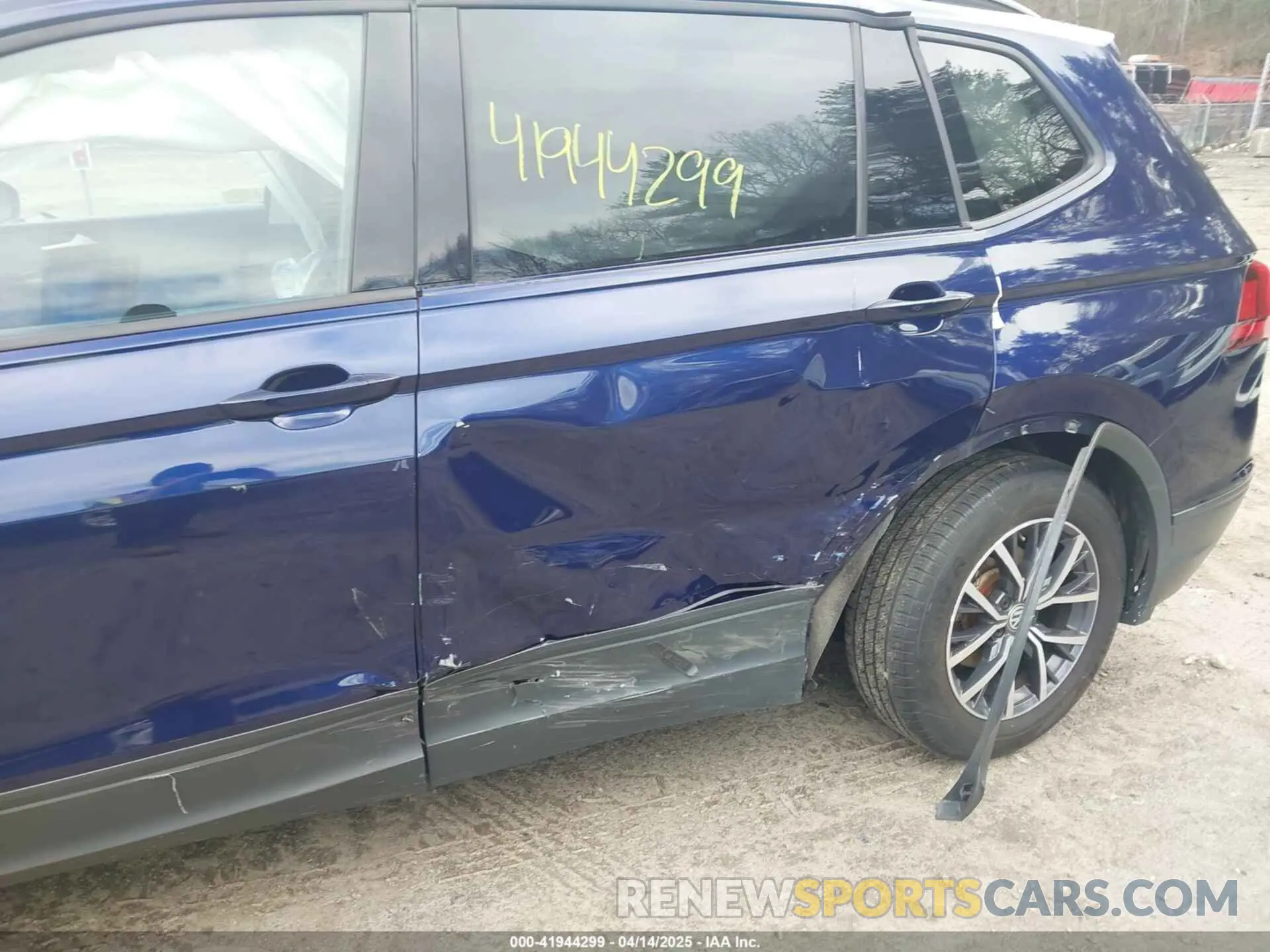 6 Photograph of a damaged car 3VV0B7AX1MM151318 VOLKSWAGEN TIGUAN 2021