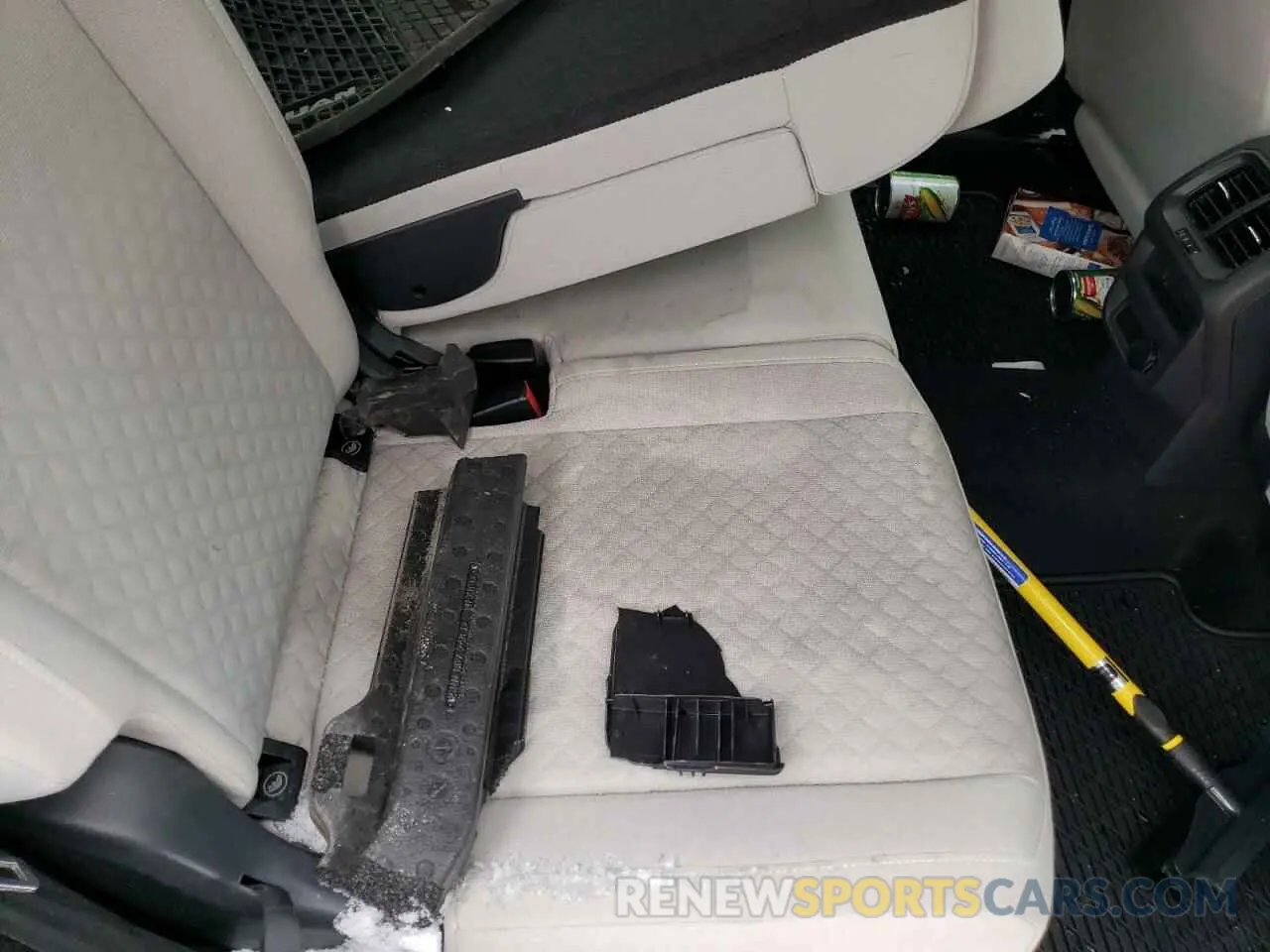 13 Photograph of a damaged car 3VV0B7AX2MM054161 VOLKSWAGEN TIGUAN 2021