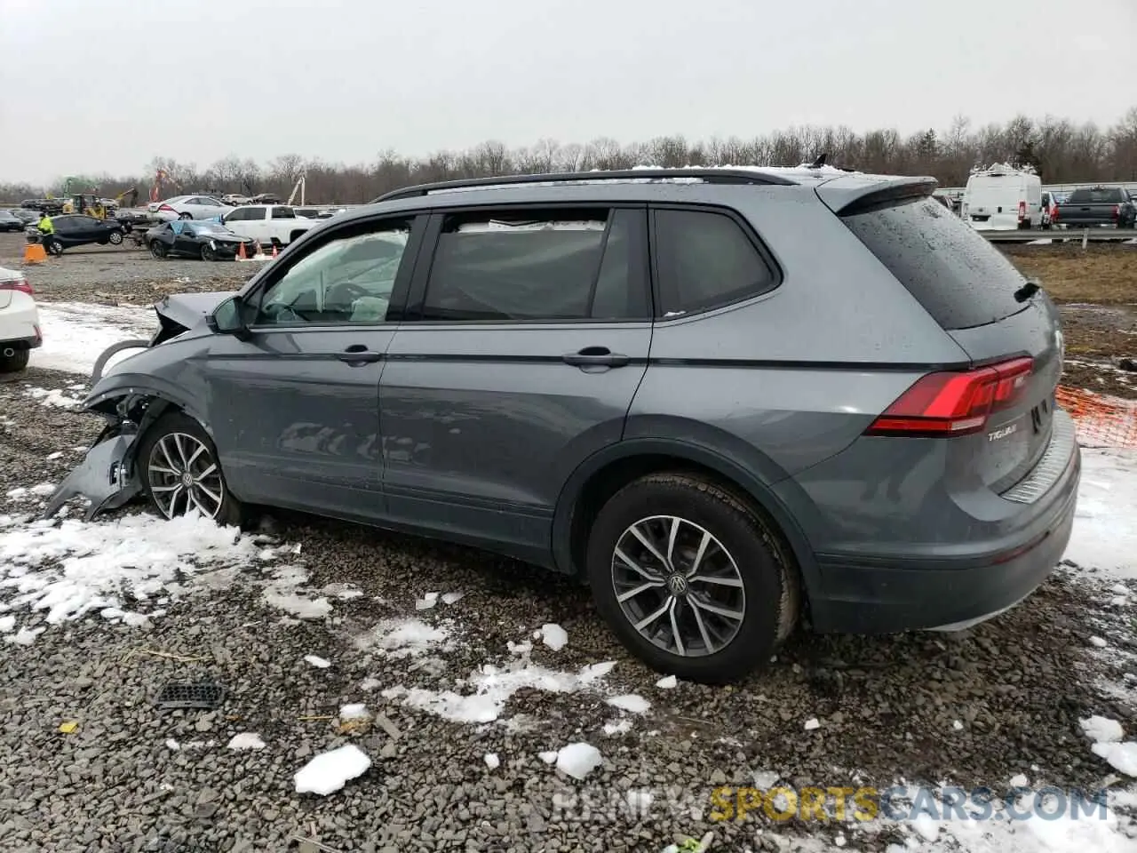 2 Photograph of a damaged car 3VV0B7AX2MM054161 VOLKSWAGEN TIGUAN 2021